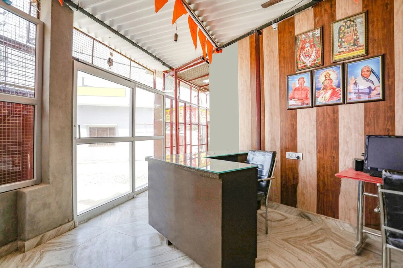 Via Shree Ram Aadhar