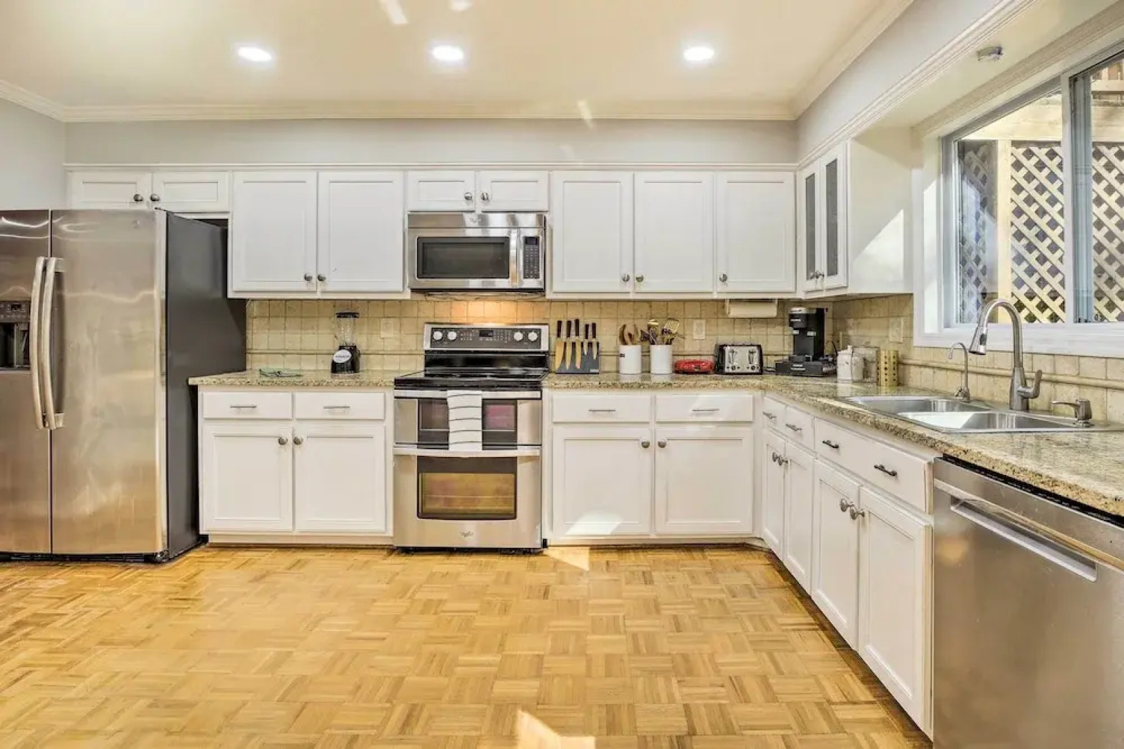 Hilltop Marietta Apt w/ Custom Design & Decor!