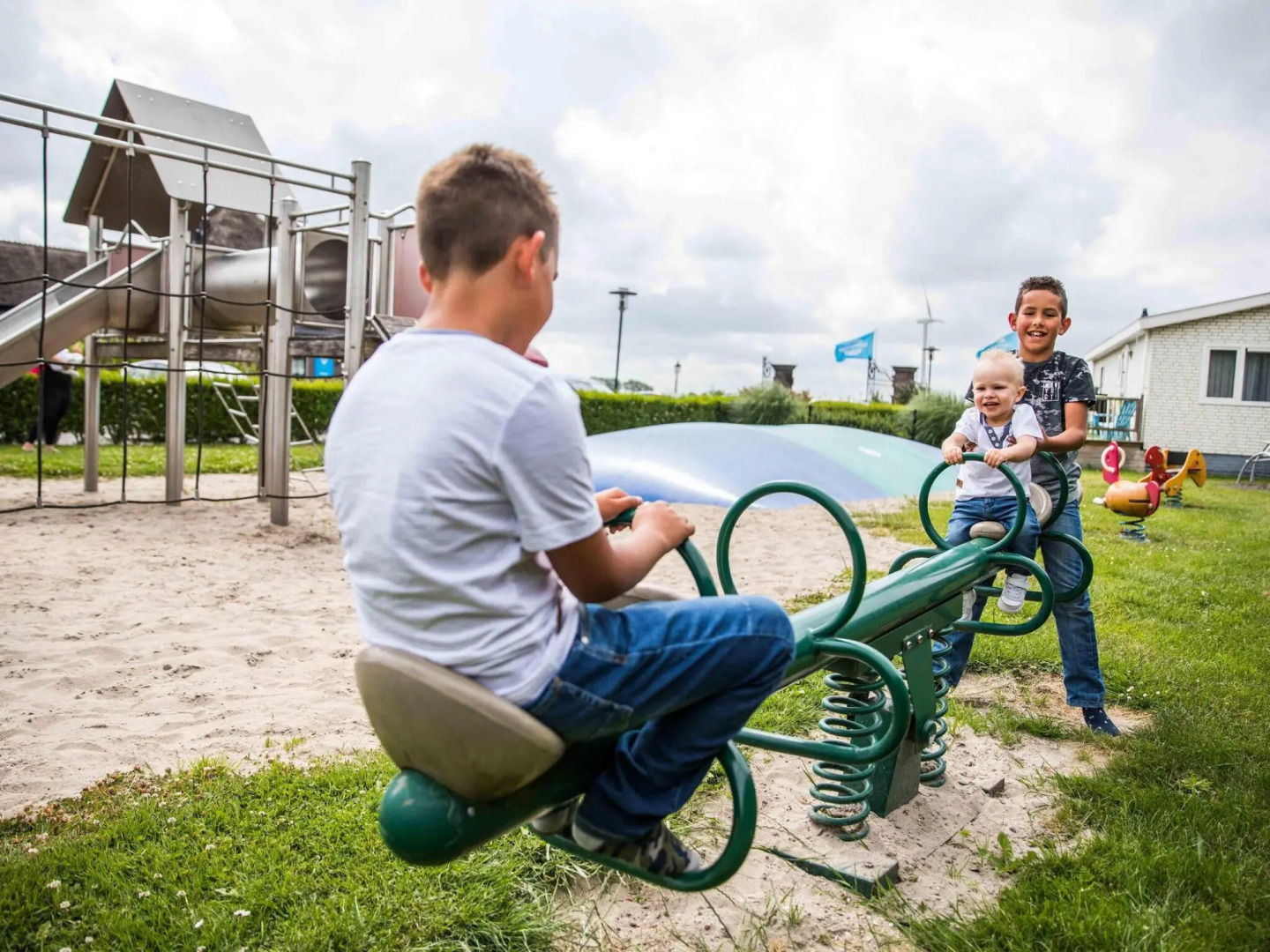 Detached, comfortable chalet with dishwasher, 8 km. from Hoorn