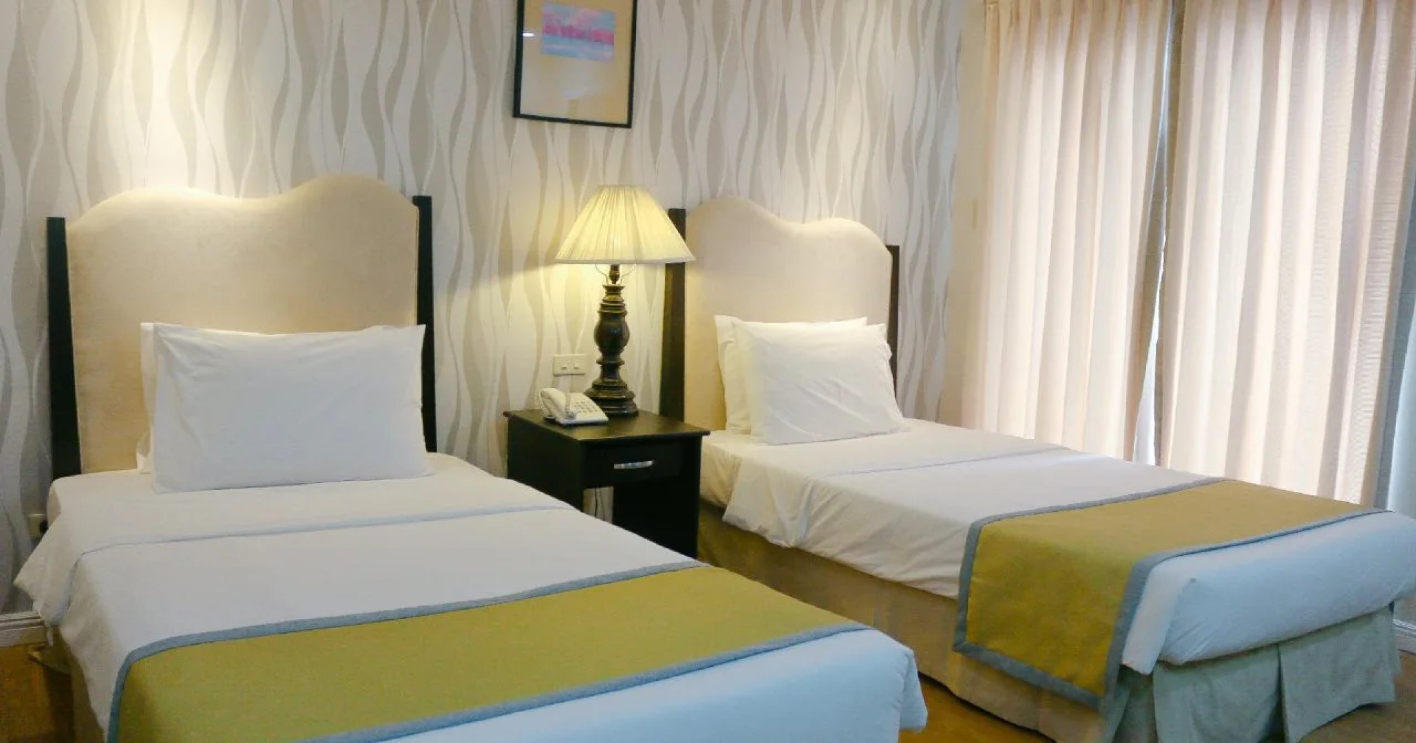 Queen Margarette Hotel - Main