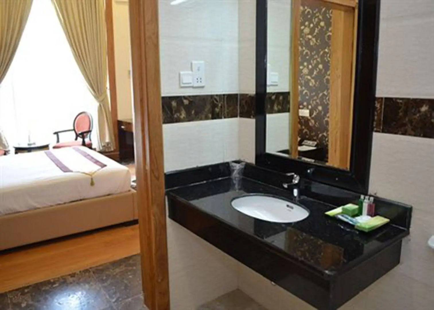 Royal President Hotel