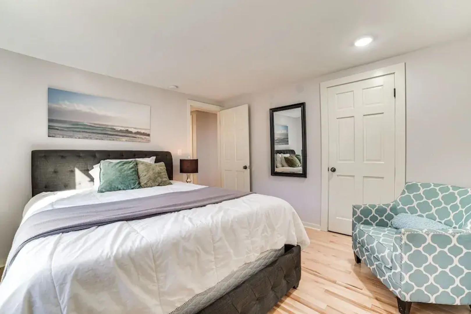 Soaking Tub & Fire Pit! Home Near Dtwn Suttons Bay