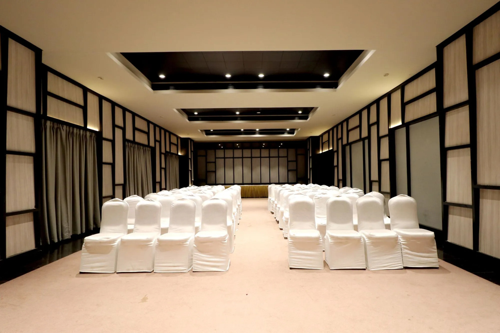 Отель Aurangabad Gymkhana Club