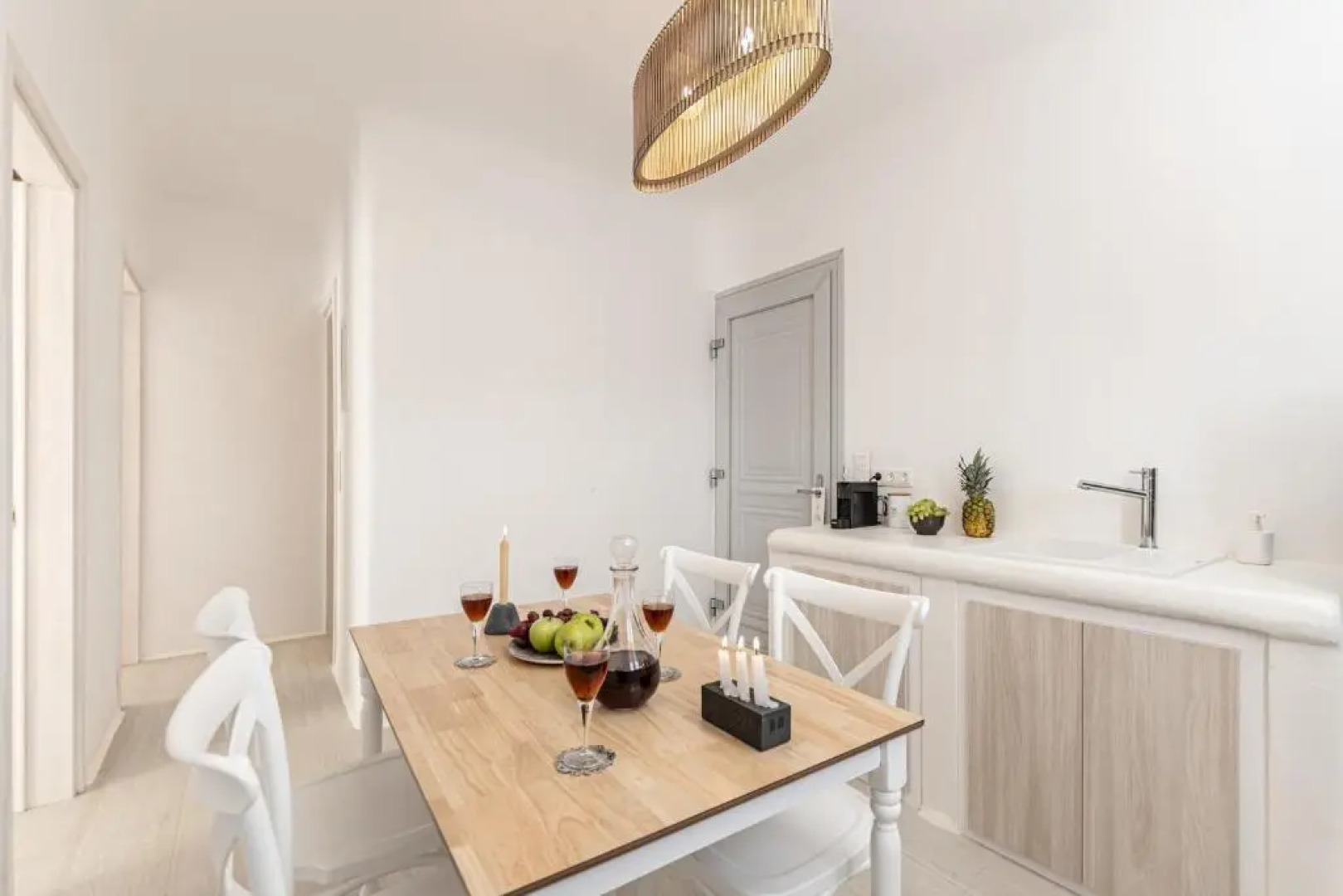 Ariadne's Crown Suites