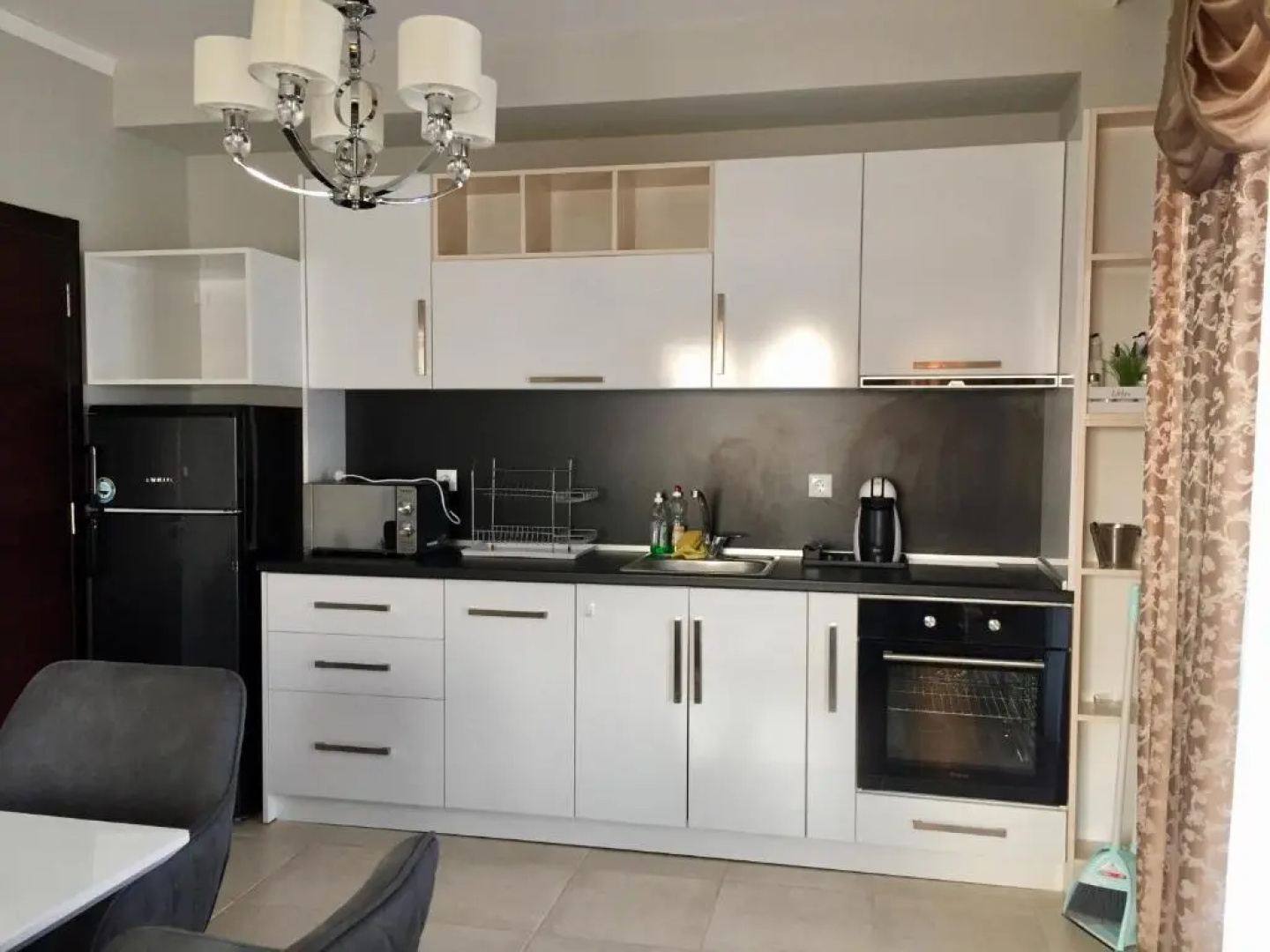 Green Paradise Deluxe Apartments