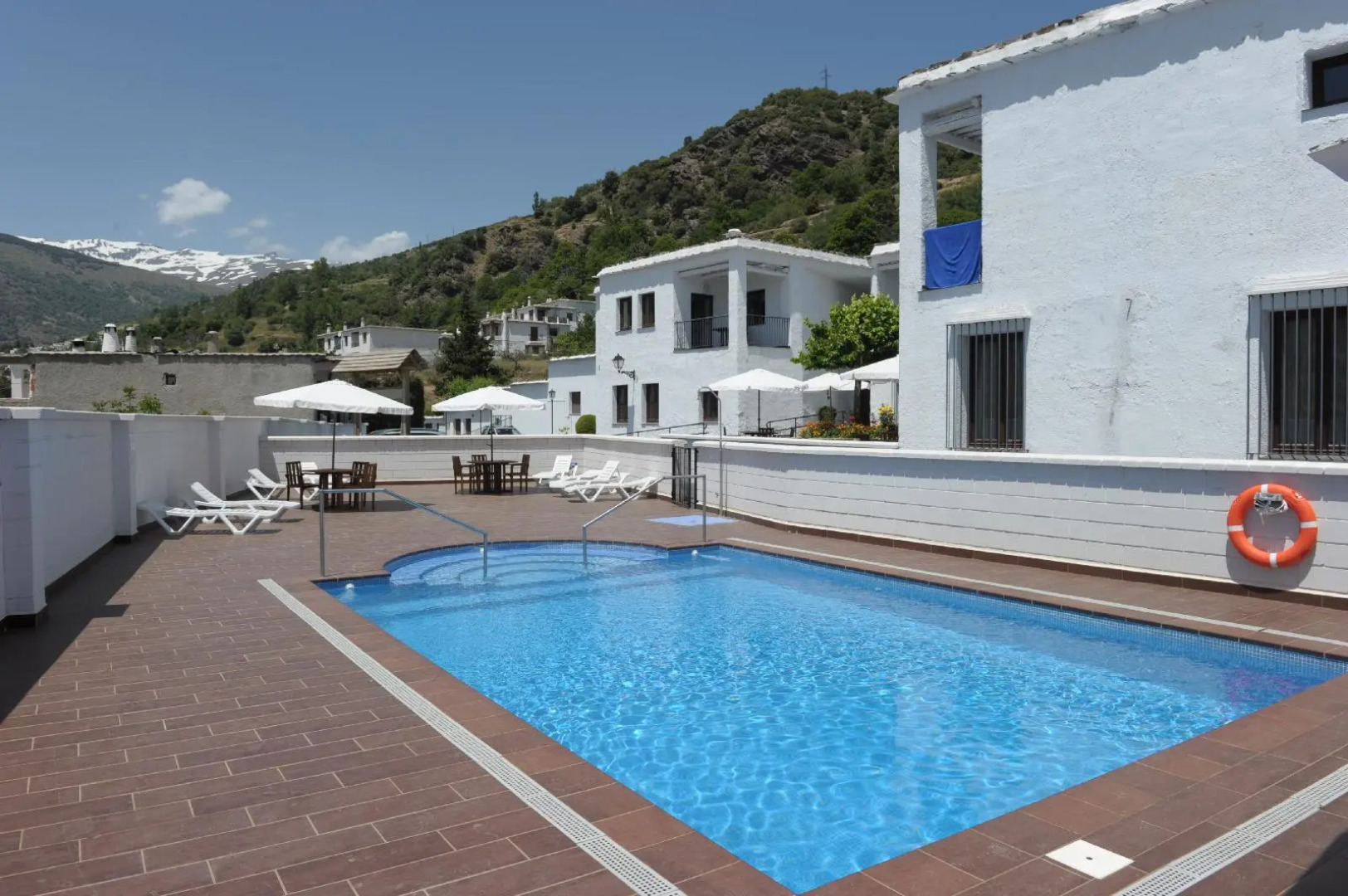 Villa Turistica de Bubion