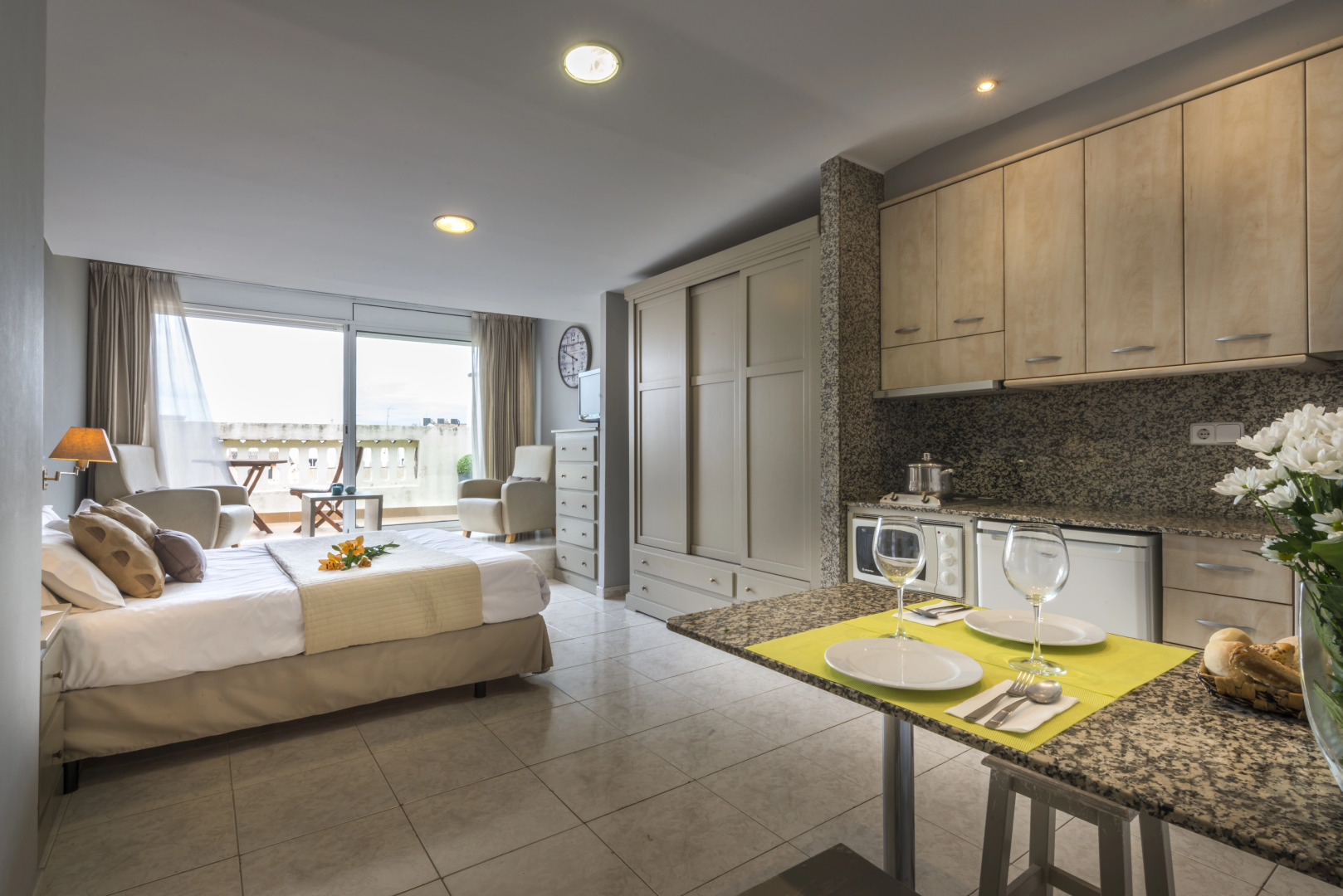 Alexandra Aparthotel BenstarHotelGroup