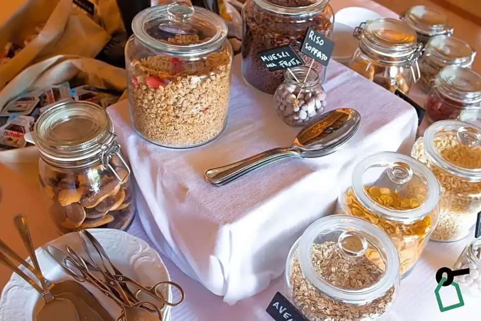 HOTIDAY Room Collection - Ferrara