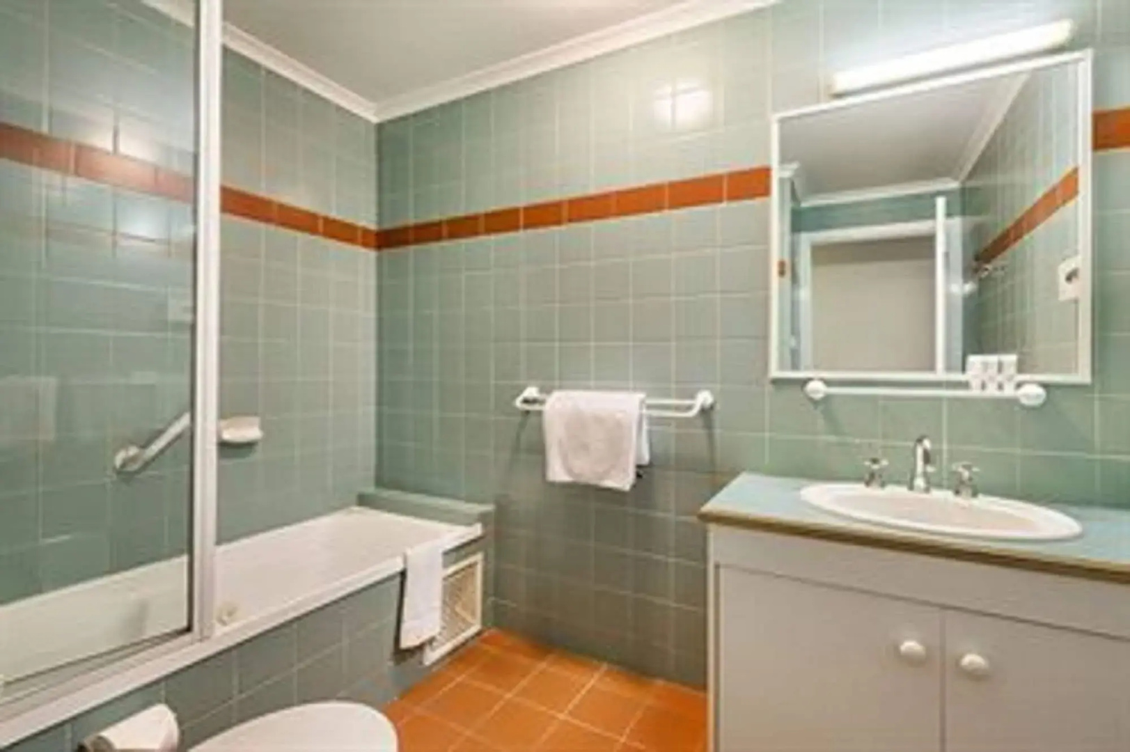 Quest Waterfront Apartment Hotel 