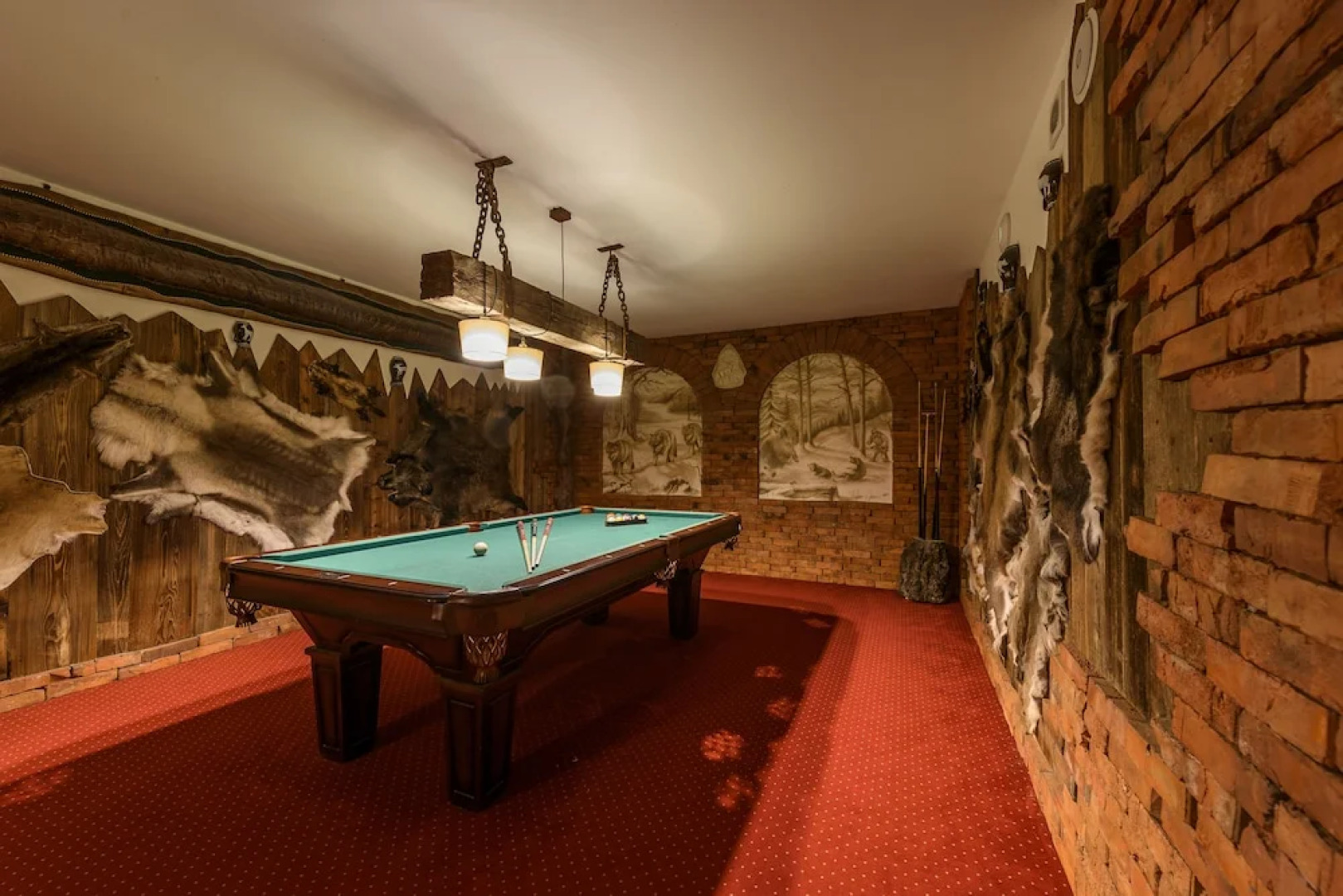 Dworek Mysliwski Hubert