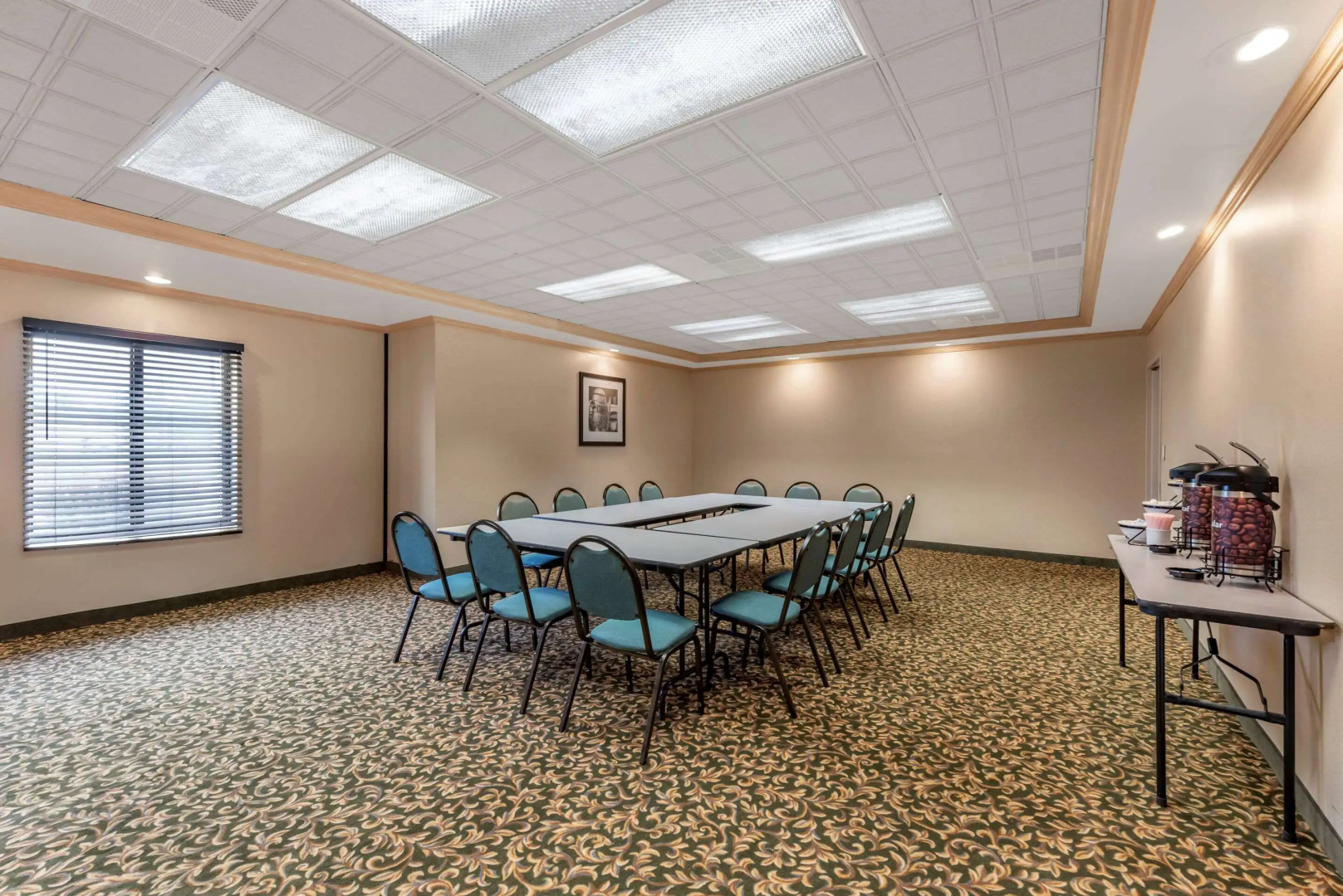 Comfort Inn & Suites Warsaw near US-30