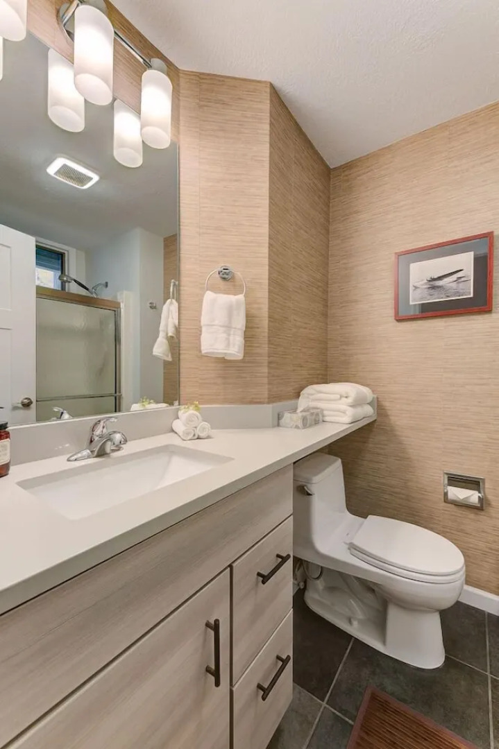 The Shores Lake View Condo Unit 5658