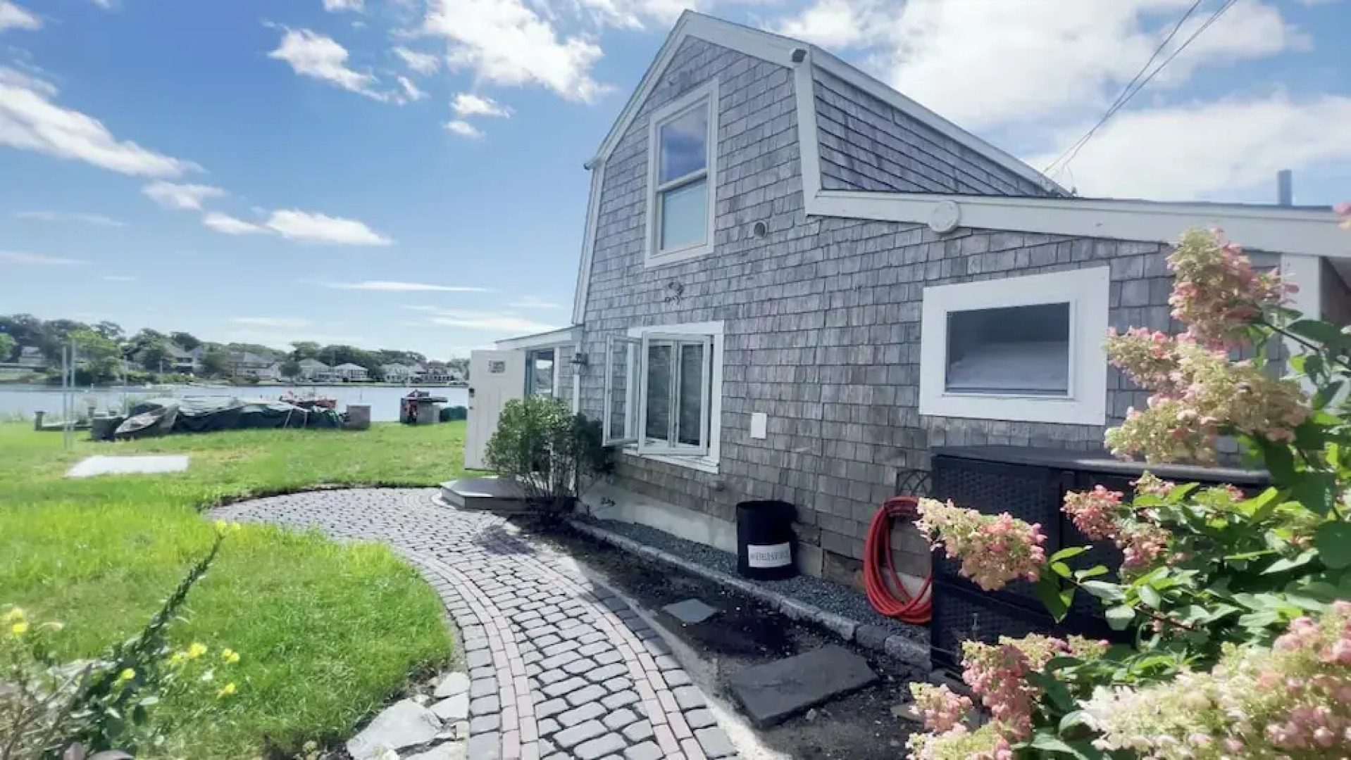 The Onset Beach Compound-Cape Cod Beach Resort & Oceanic Habitat