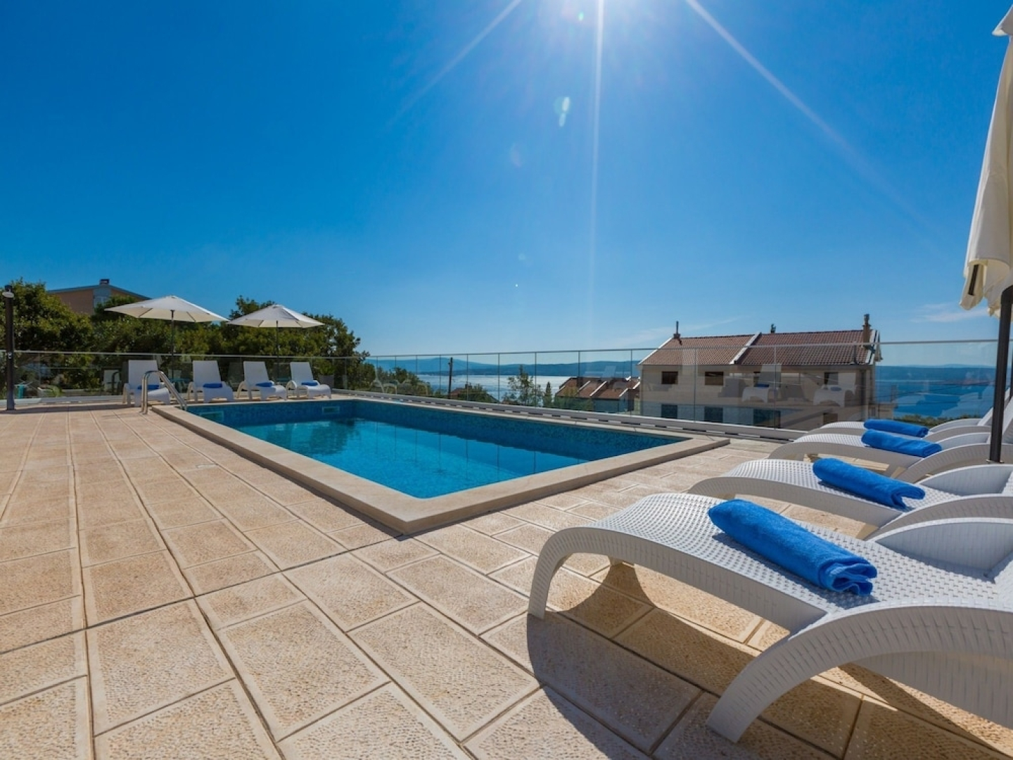 Amazing Villa Apartment With Pool Near the Beach