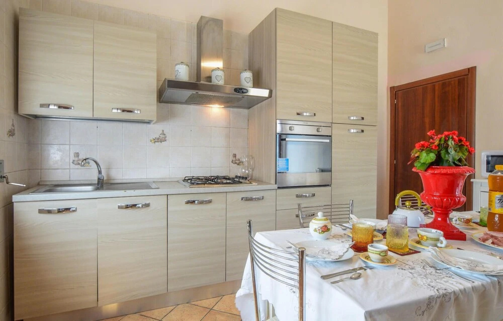 Awesome Home in Castelfranco di Sotto With 4 Bedrooms, Wifi and Outdoor Swimming Pool