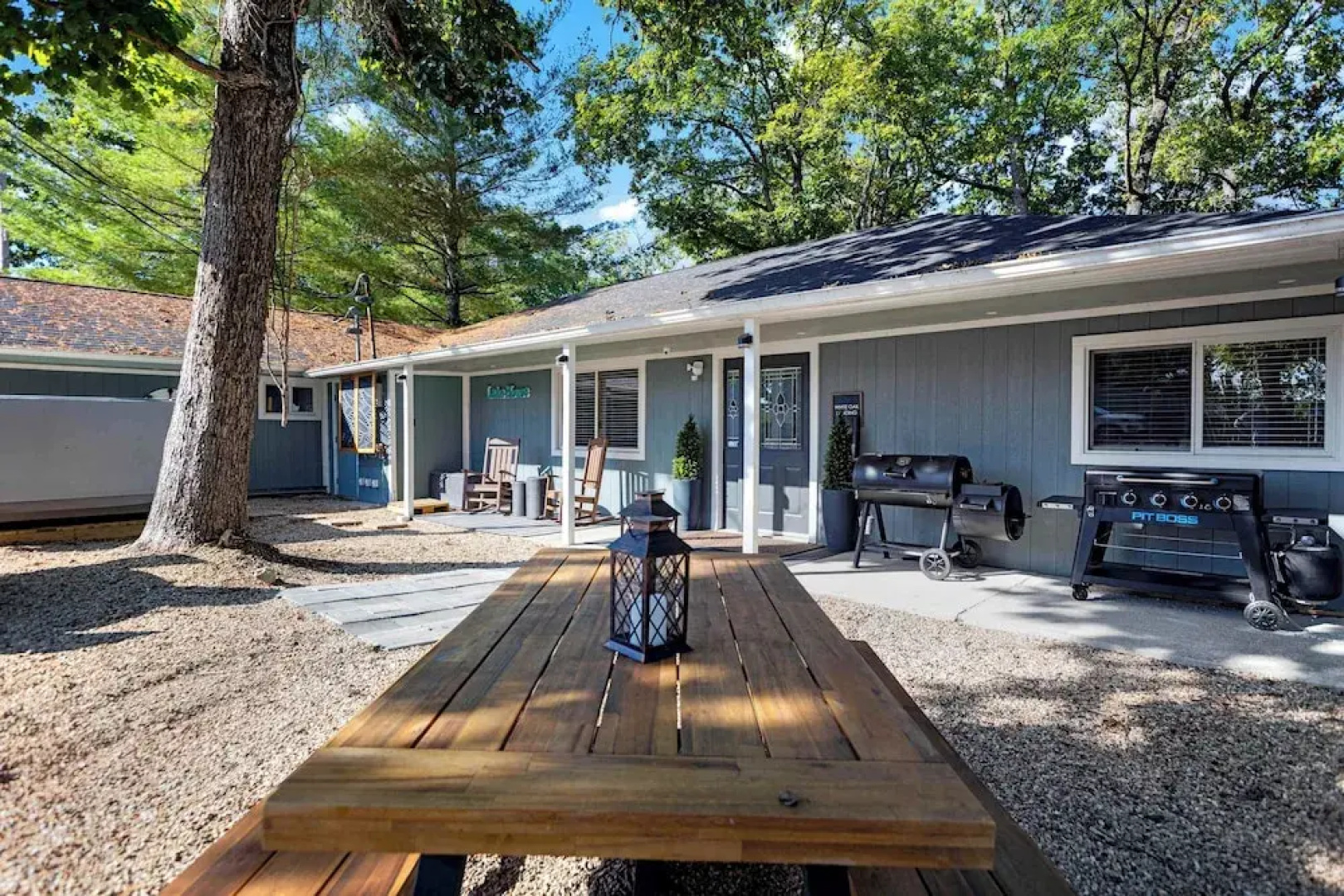 White Oak Landing Spacious 6 BDR w/ Boat Slip!