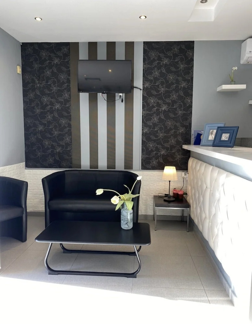 Apollonio Upper View Suites