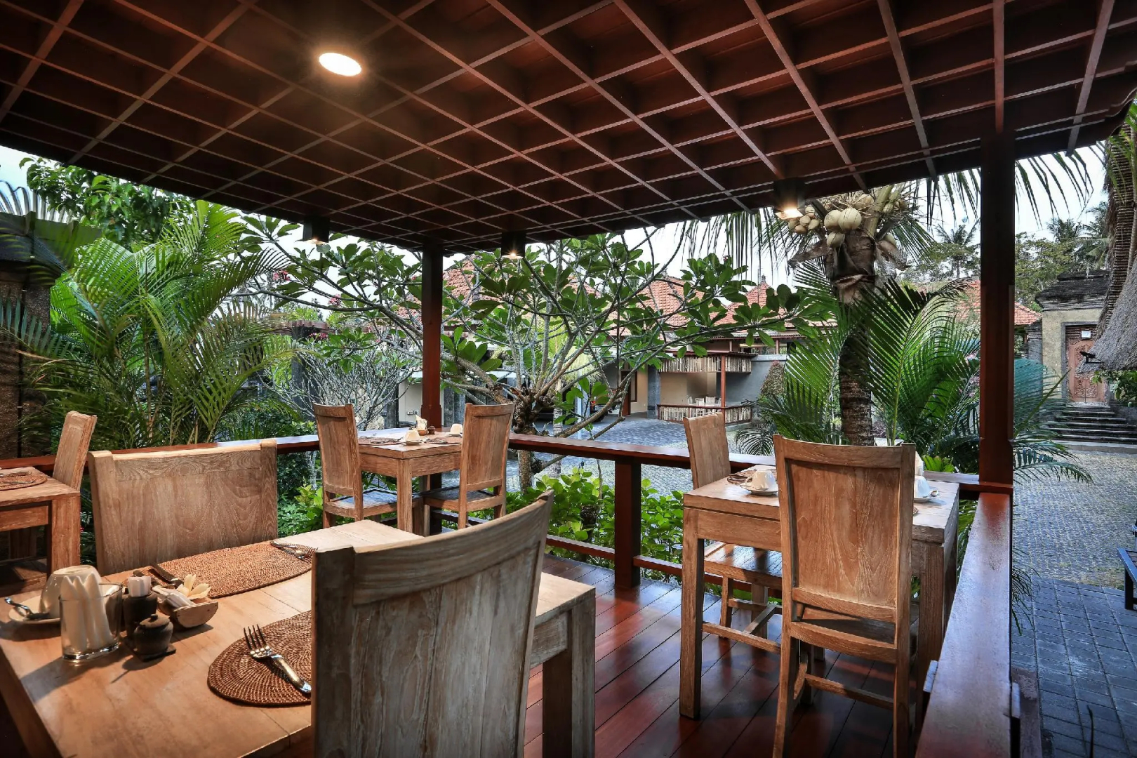 Yana Villas Kemenuh by GenuineHost
