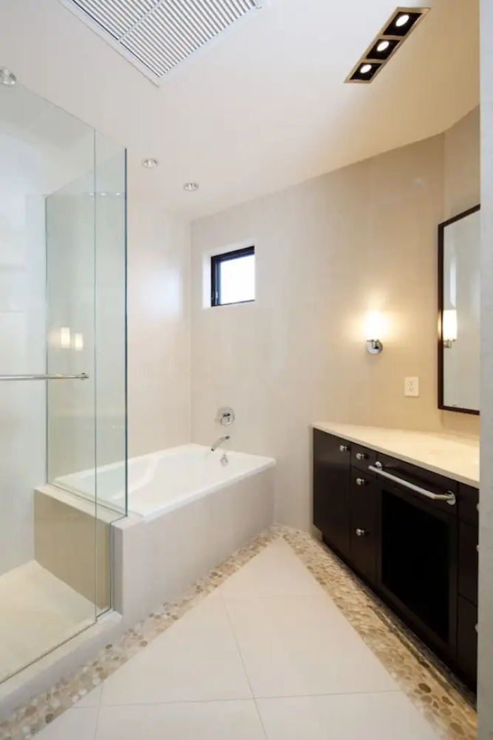 Morning Glory (Villa)