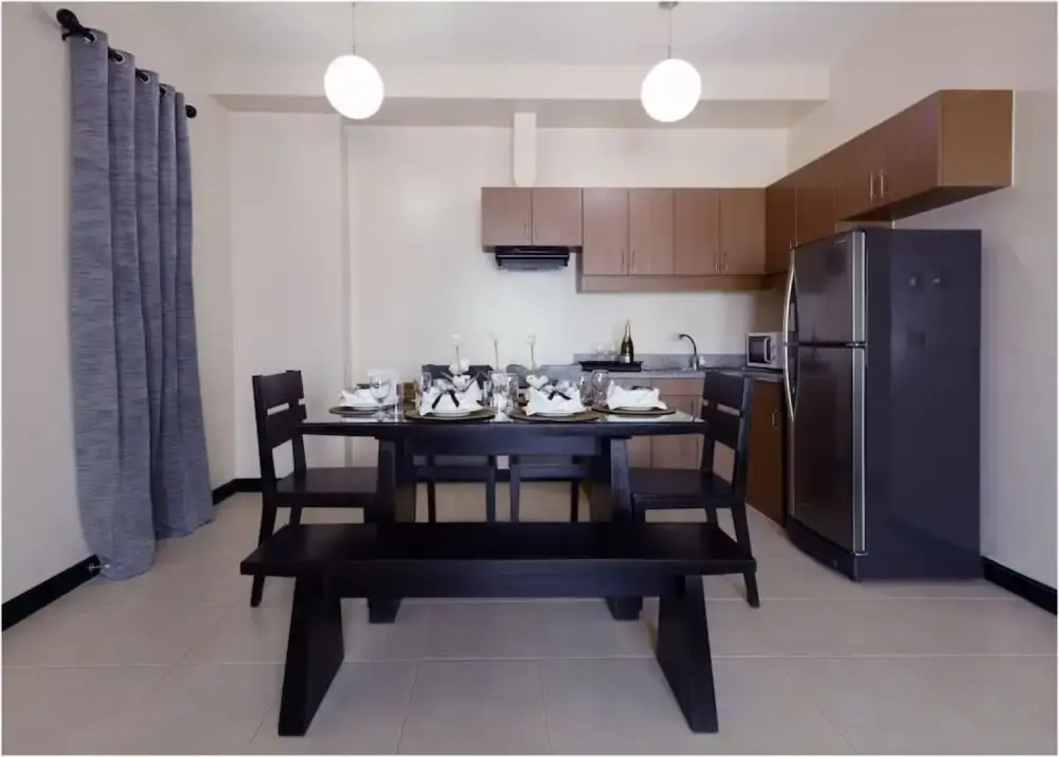 Makati CBD Resort 2 bedroom