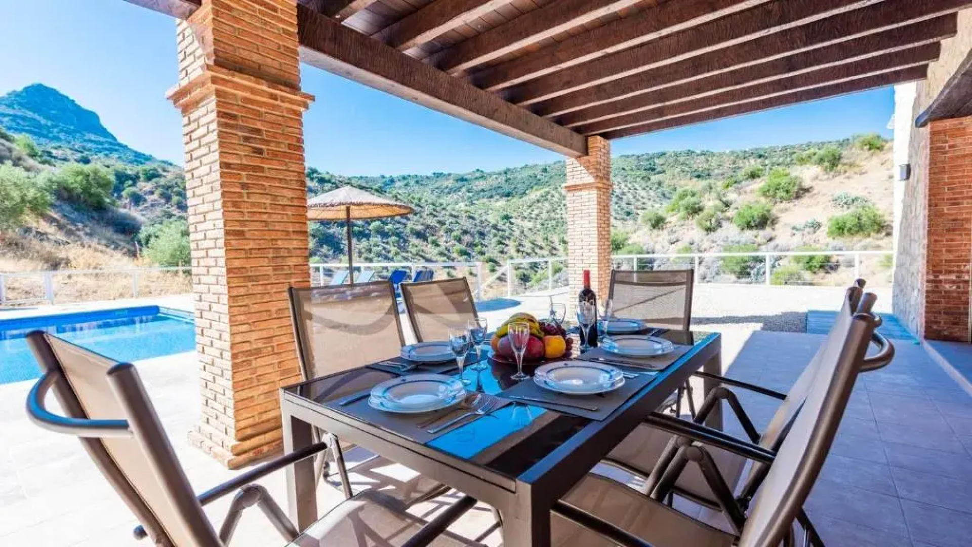 Casa El Hoyillo El Gastor by Ruralidays