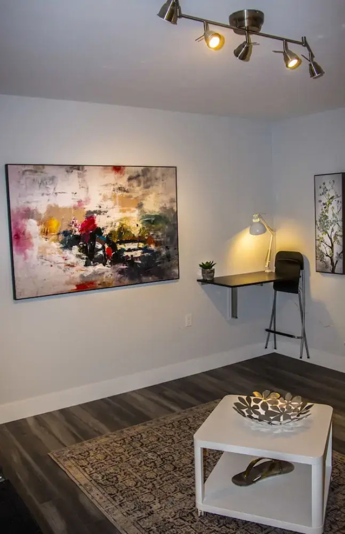 WOW Luxury Suites - Halifax Downtown