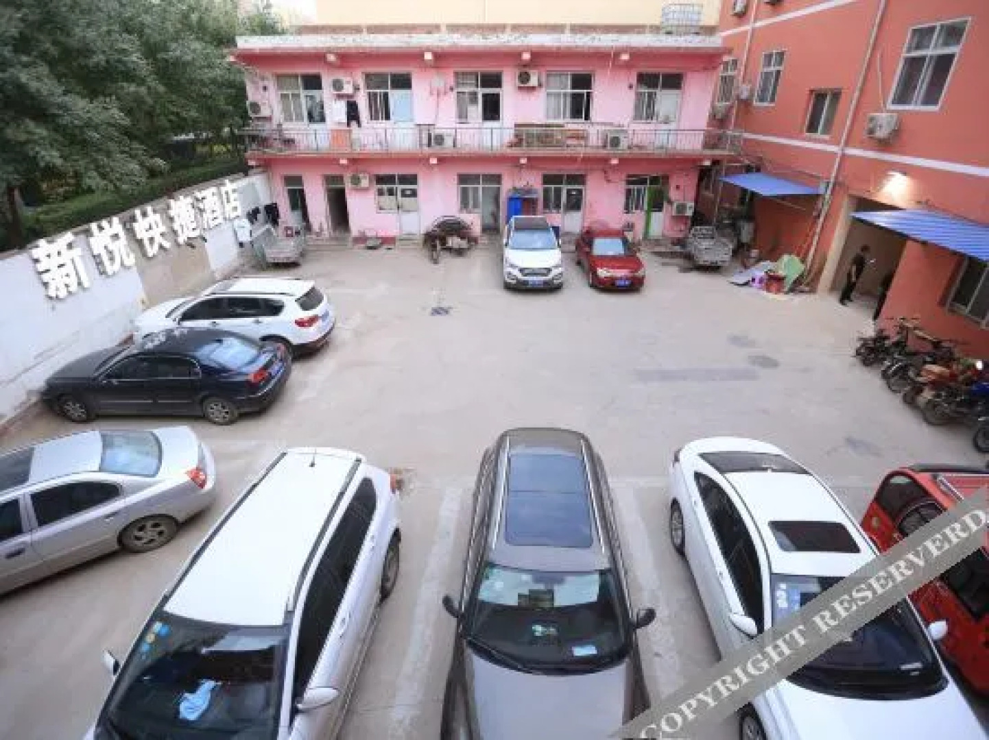 Xinyue Express Hotel