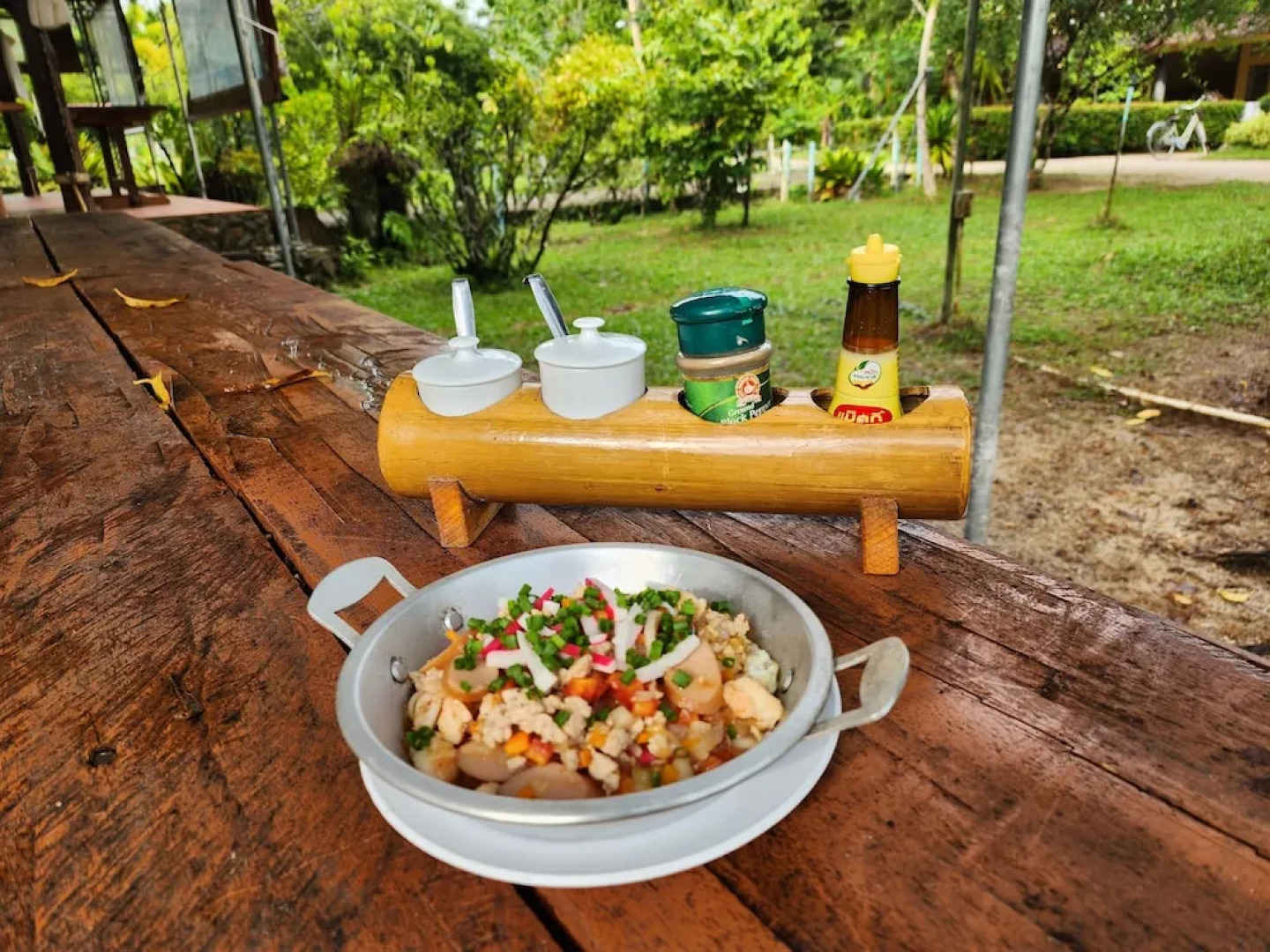 Sawasdee Lagoon Camping & Restaurant