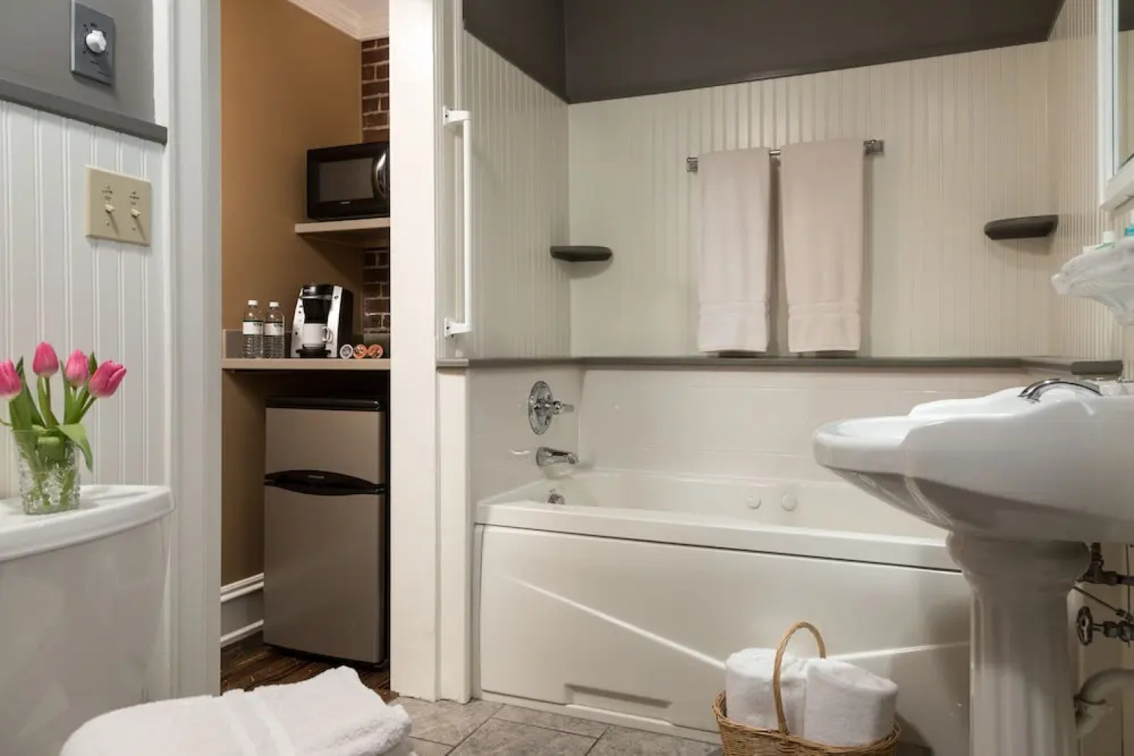 The Inn At Turkey Hill