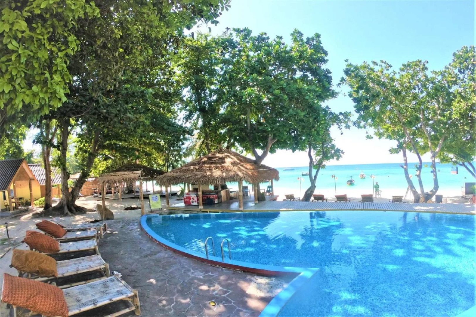 Dong Talay Lipe Beach Resort