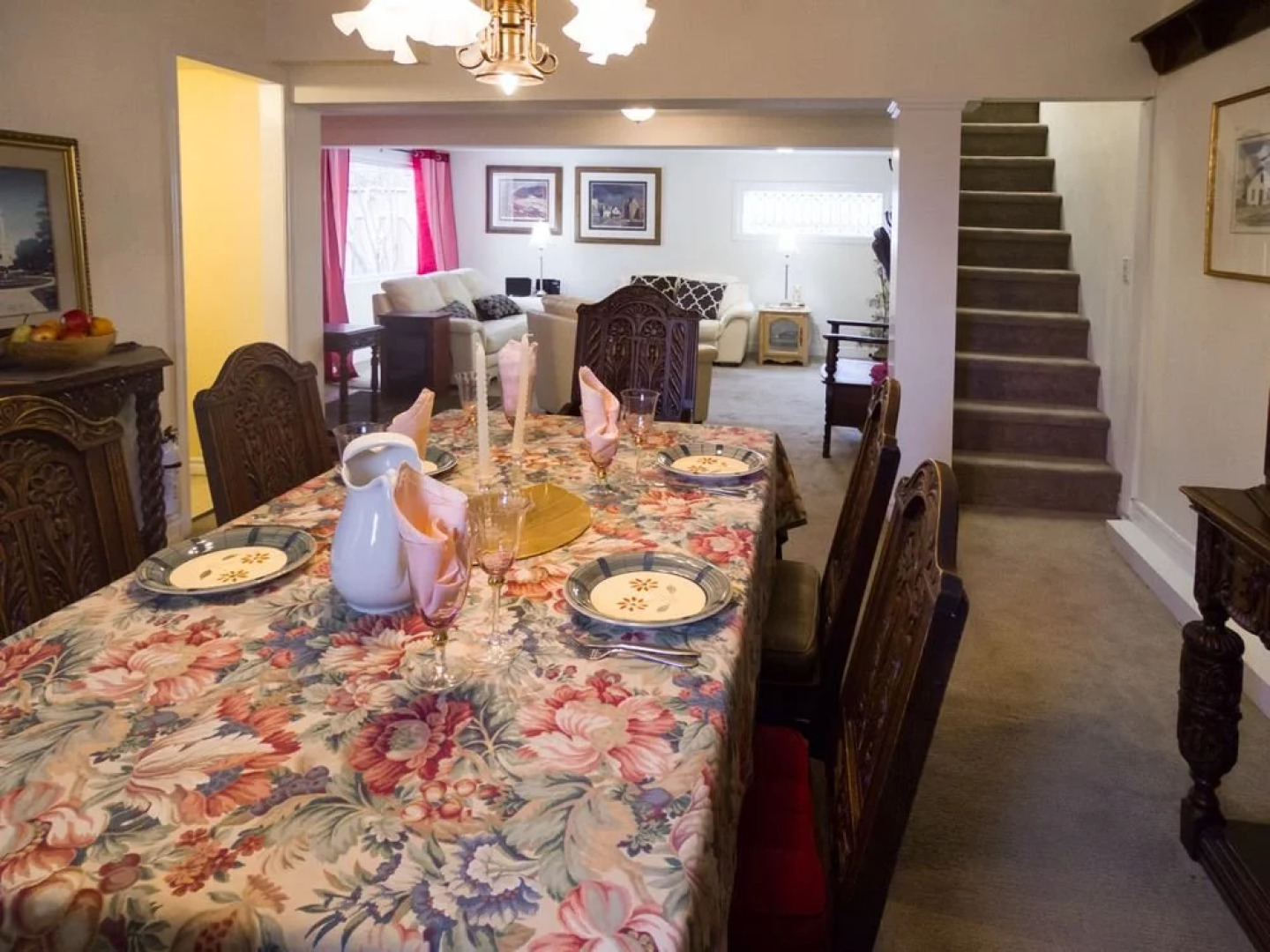 Jordan Village Guest Manor B&B