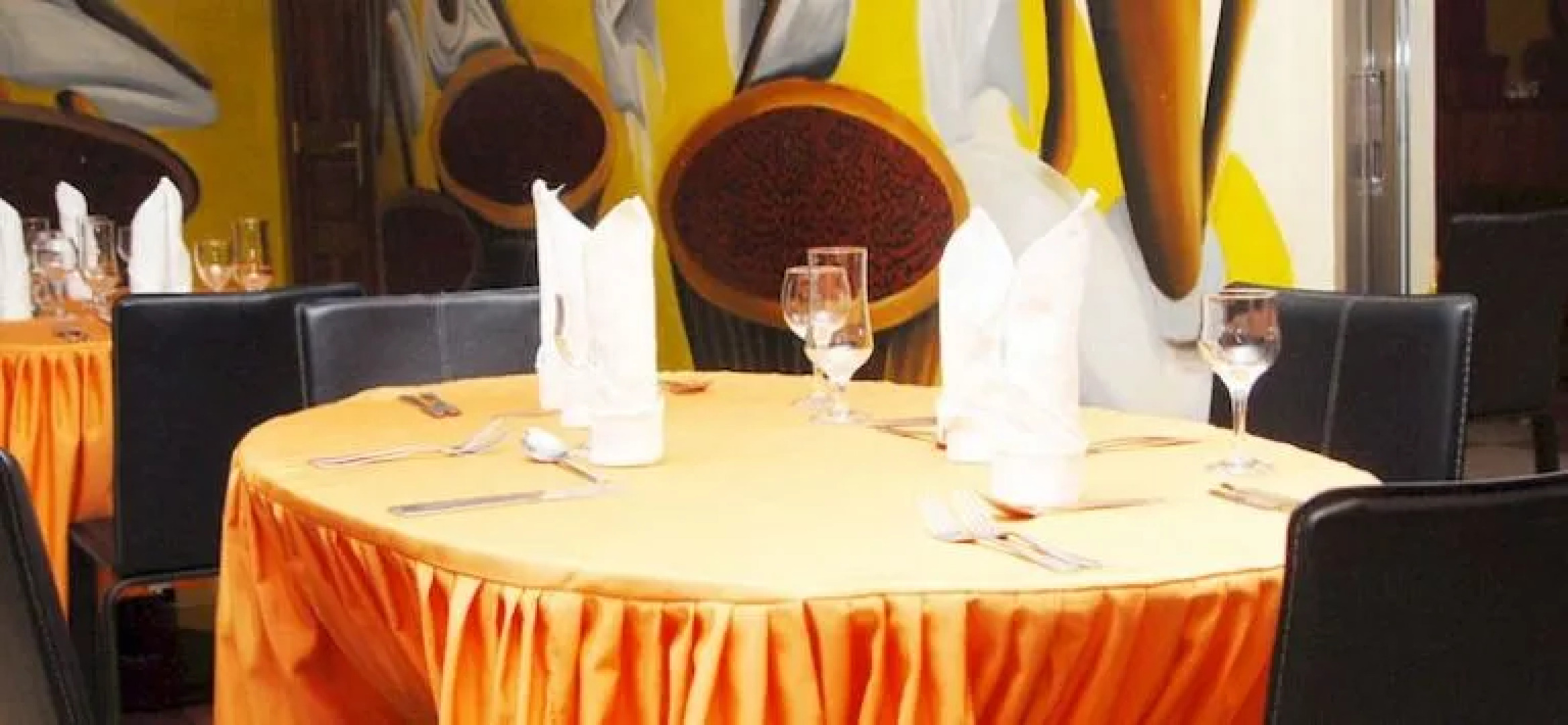 Scola Hotel and Apartment