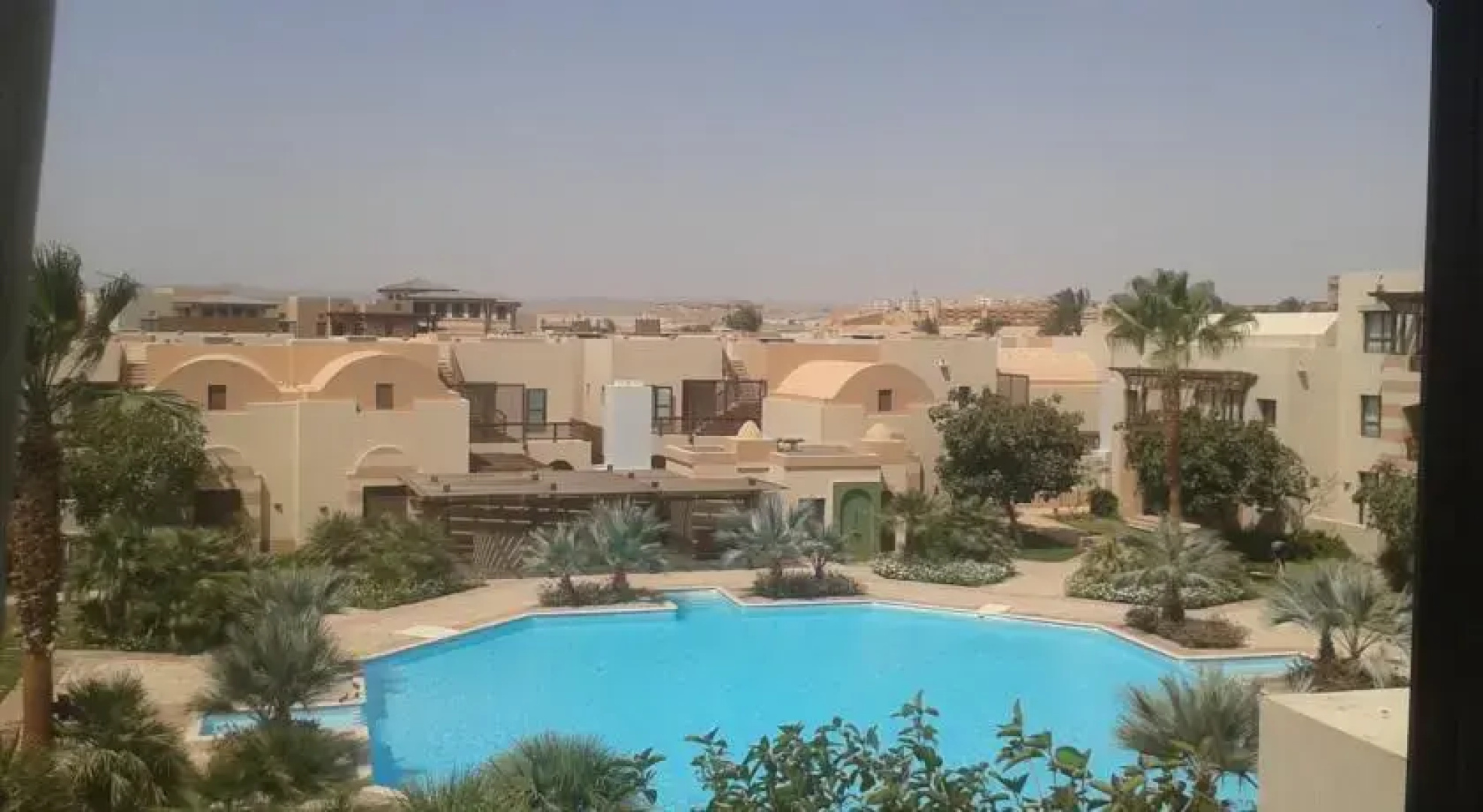 Marina Residence Studio with Pool & Garden View