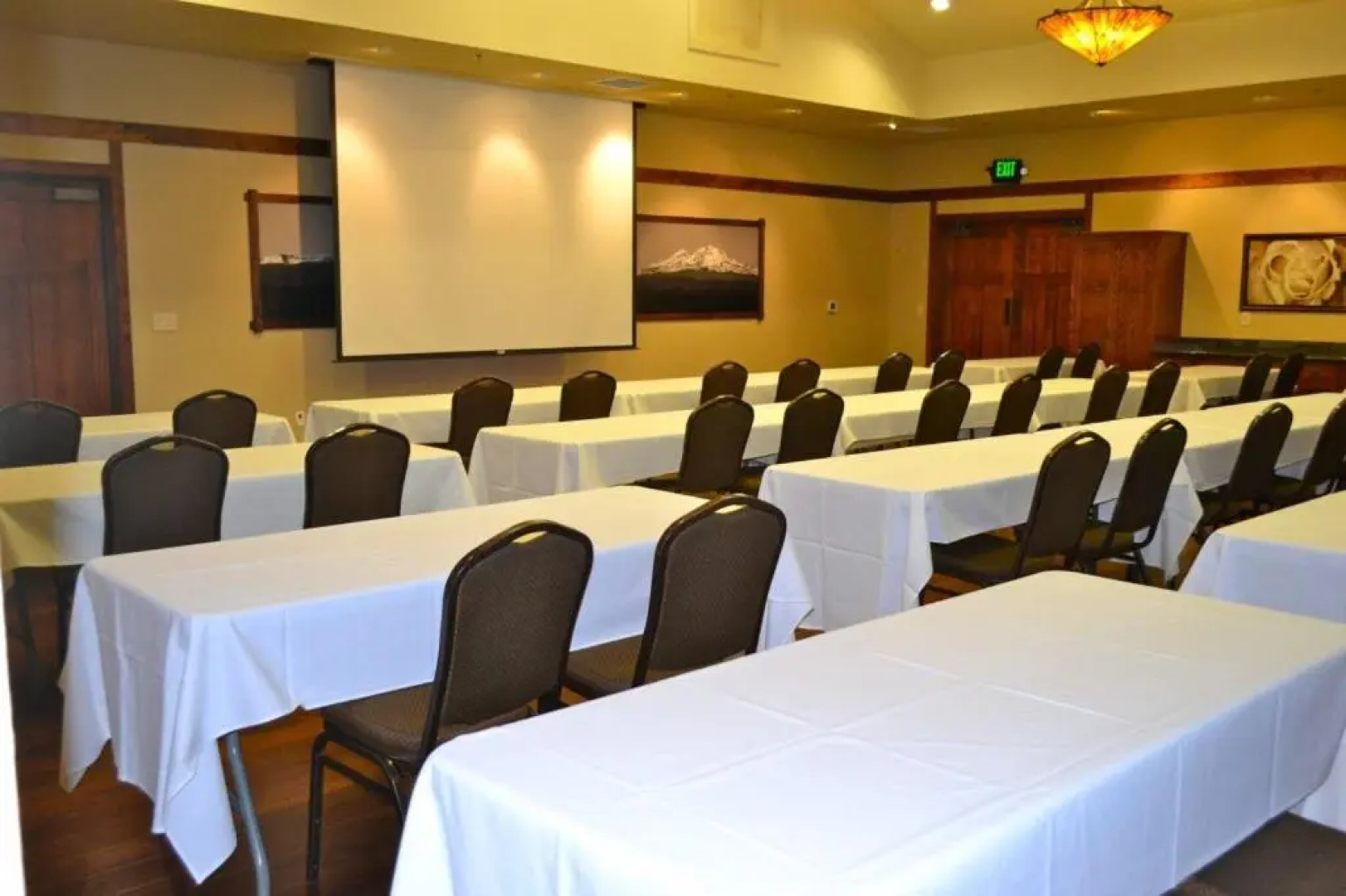 FivePine Lodge & Spa