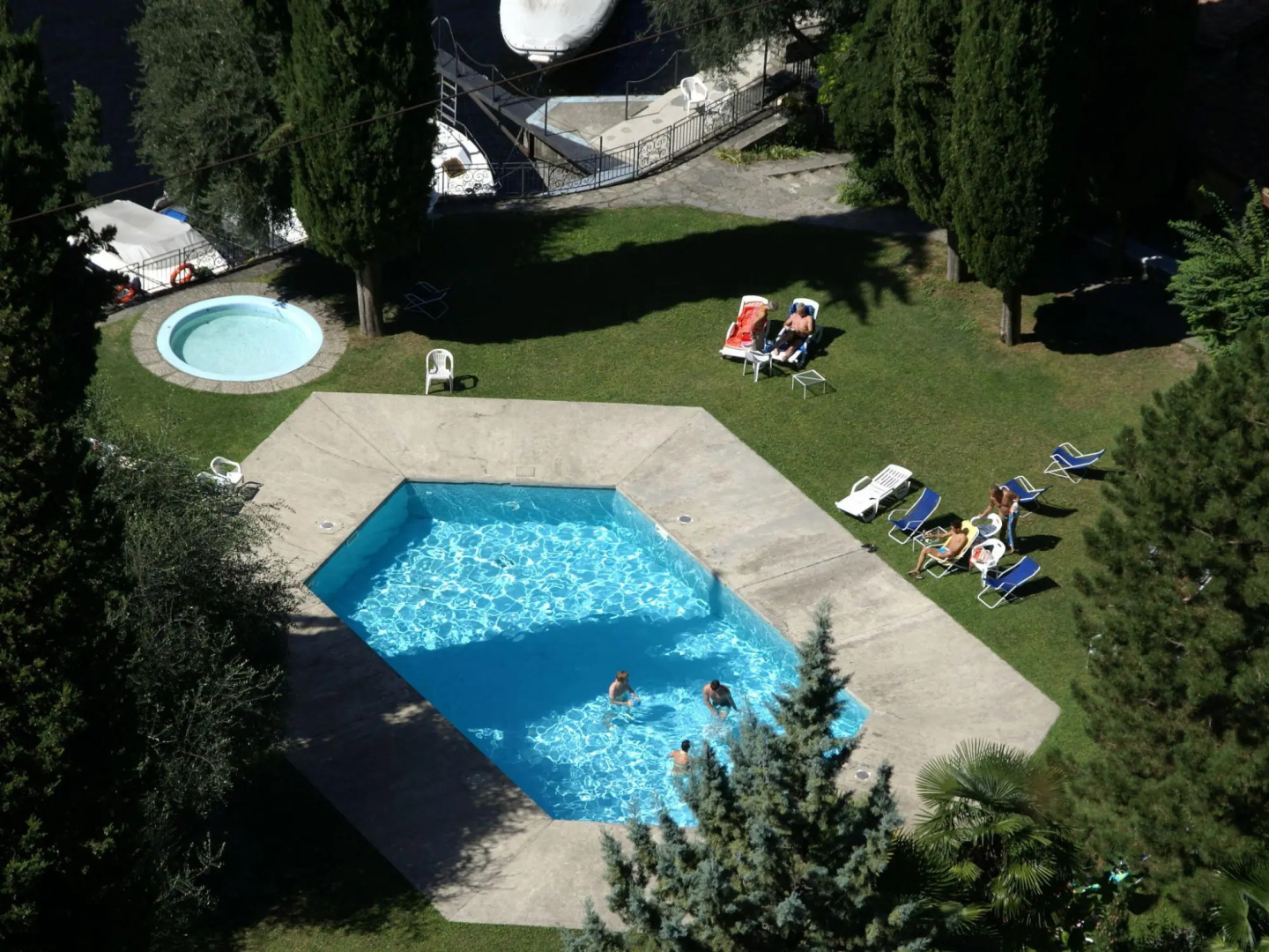 Holiday Home with Balcony for 2-4 People by Lake Como near Pognana Lario