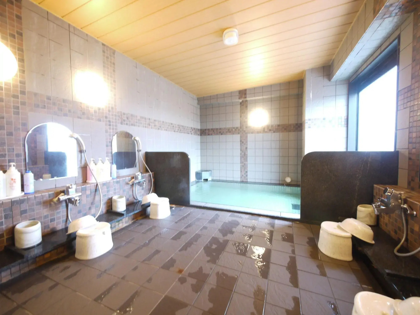 Hotel Route-Inn Fukui Ekimae