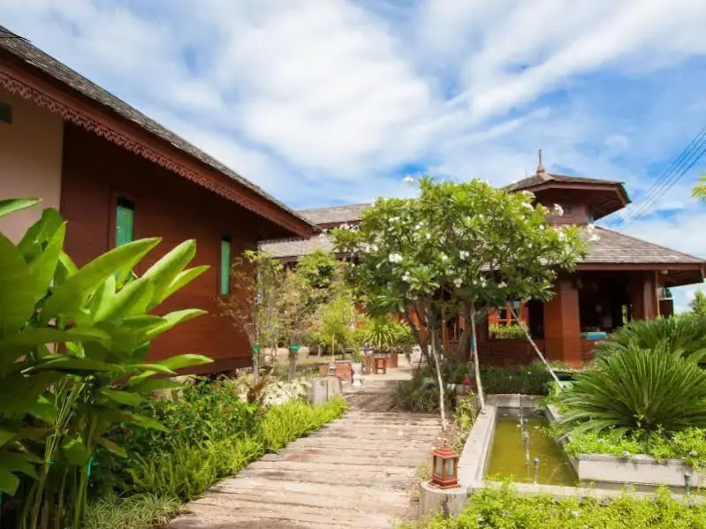 Huen Aumpron Resort