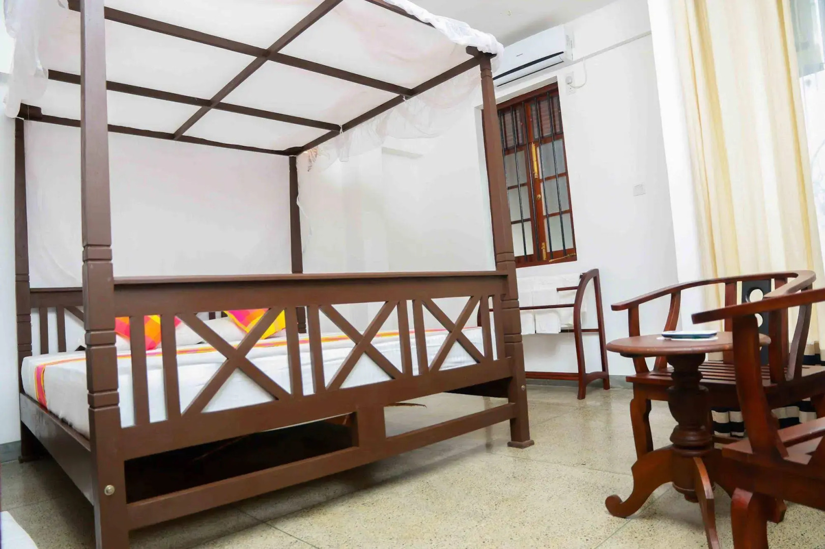 Lagoon Boutique Hotel