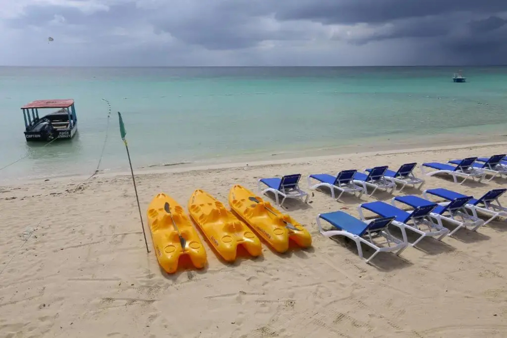 Merril's Beach Resort II