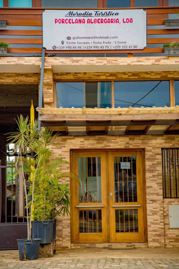Porcelana Hotel