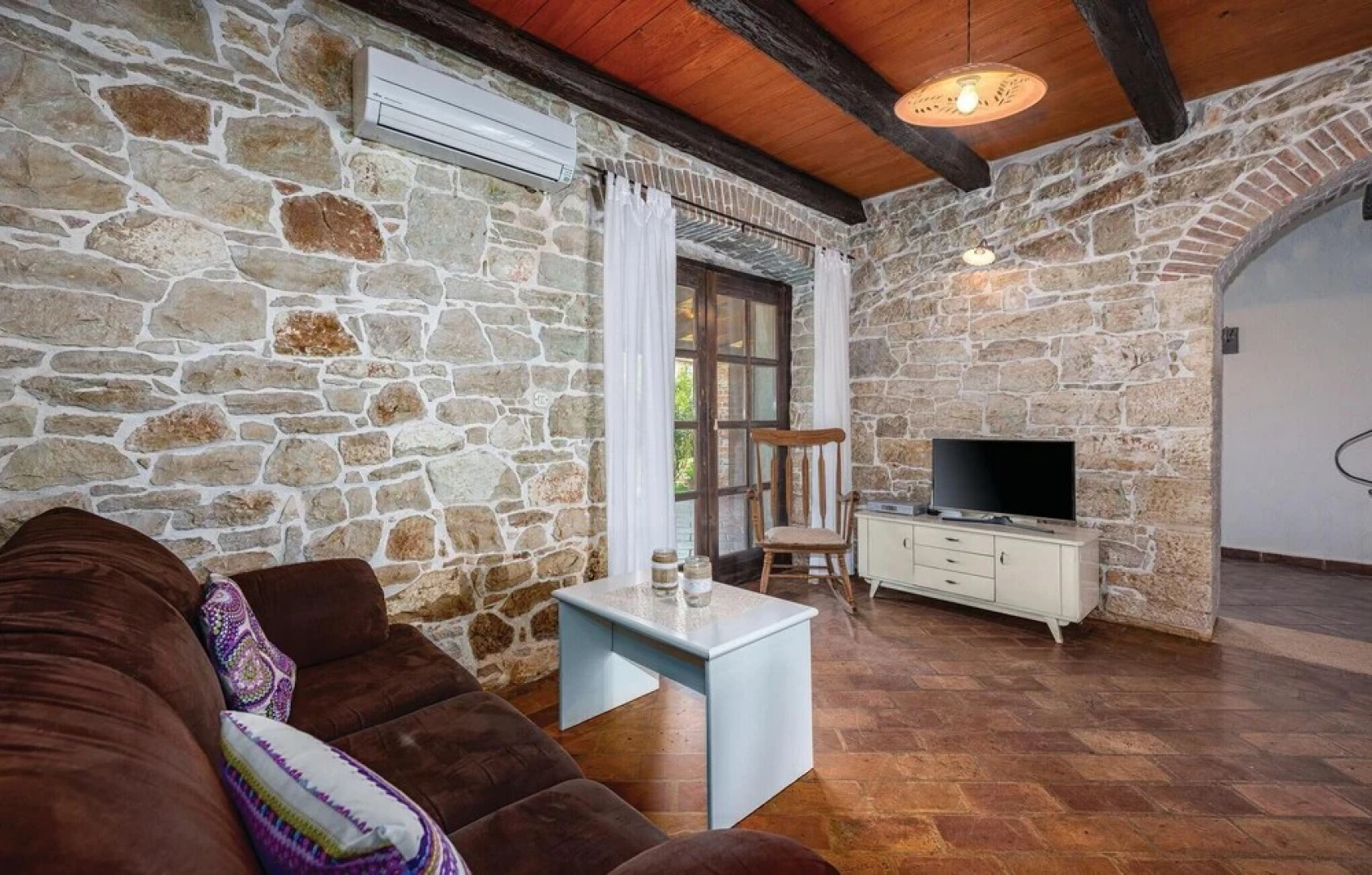 Amazing Home in Porec With Wifi and 2 Bedrooms