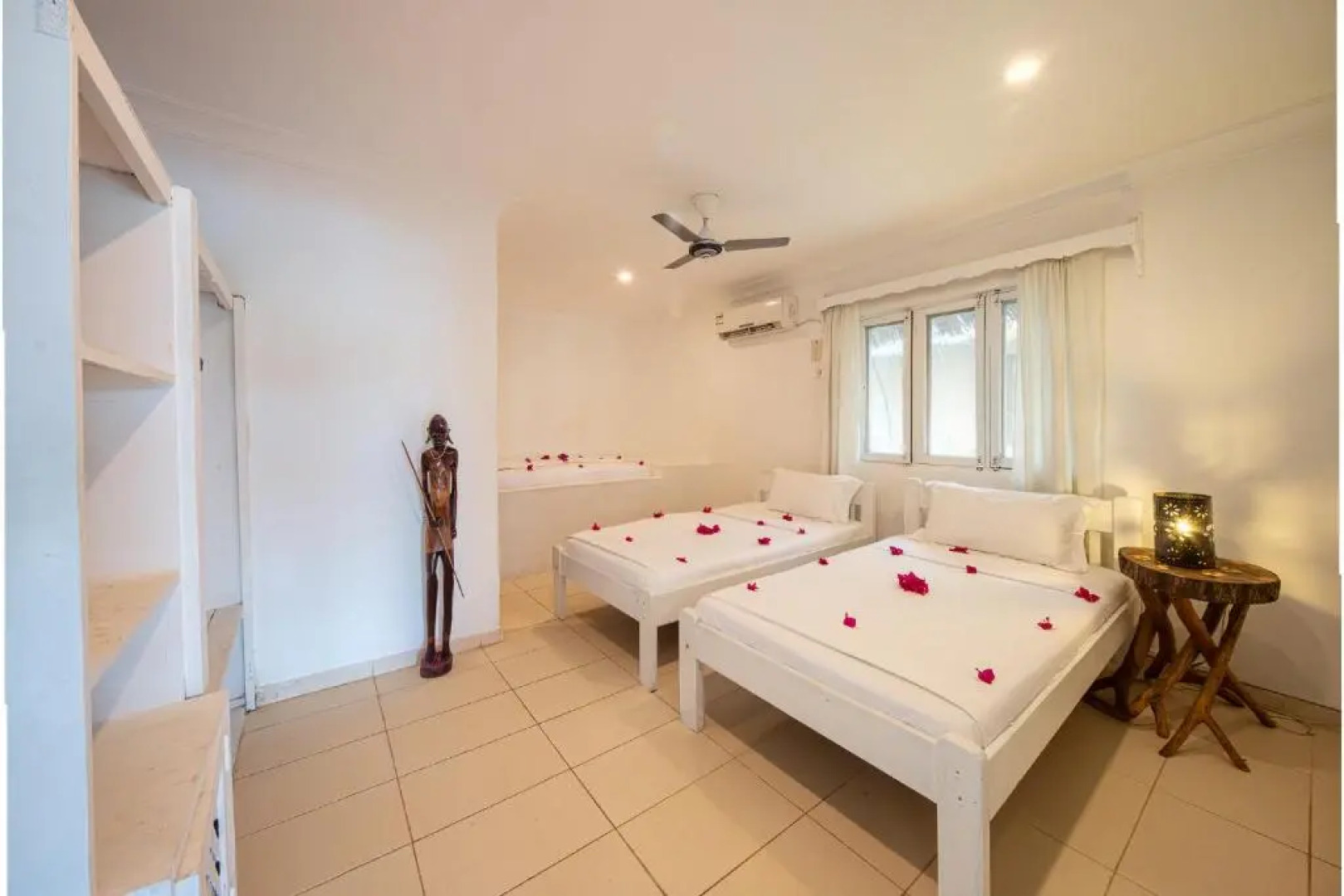 Coral Rocks Hotel & Restaurant