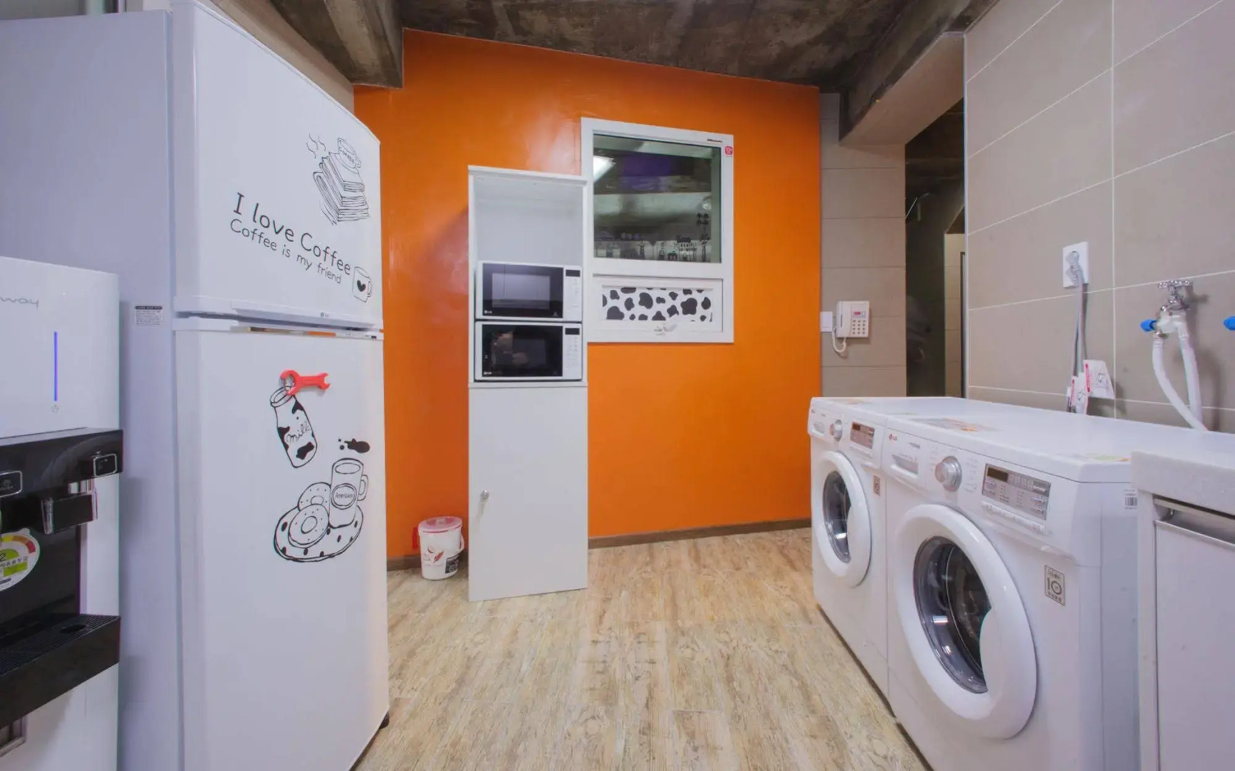KW Hongdae Line Hostel