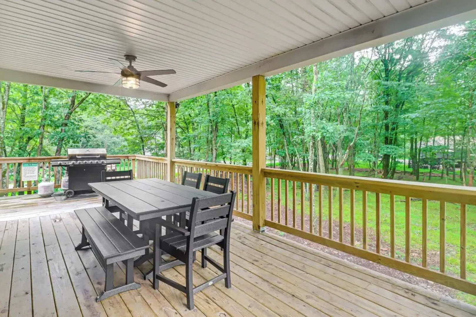Forest Views & Hot Tub: Poconos Cozy Cabin