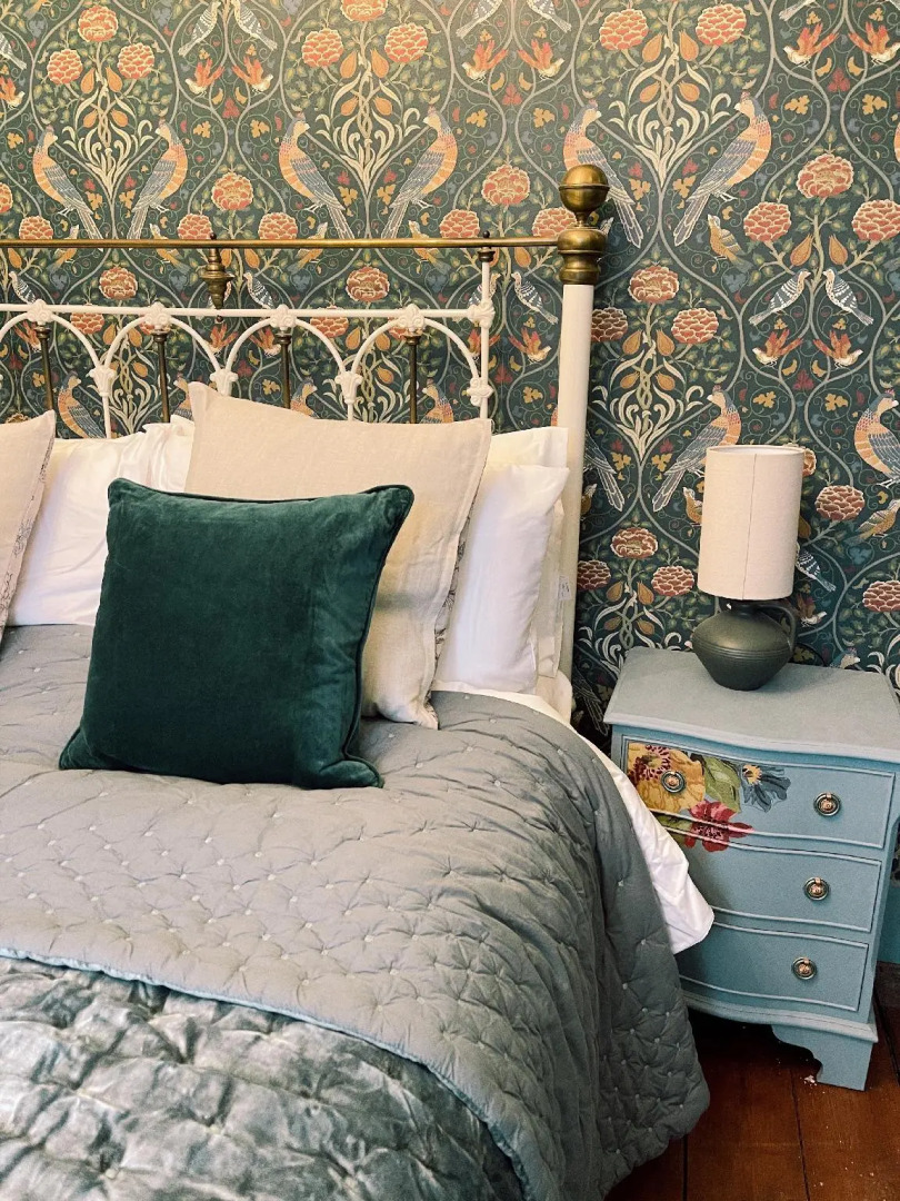 The Crown Inn Dial Post