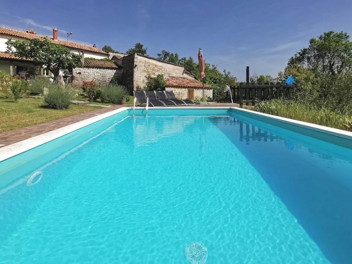 Holiday Home Mavrici - Two Bedroom Holiday Home with Pool