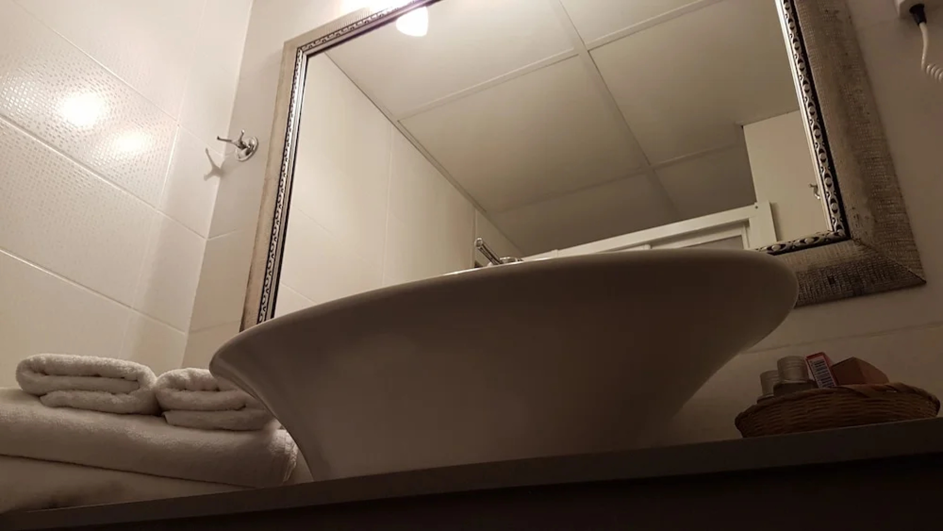 Ileri Hotel & Apartments