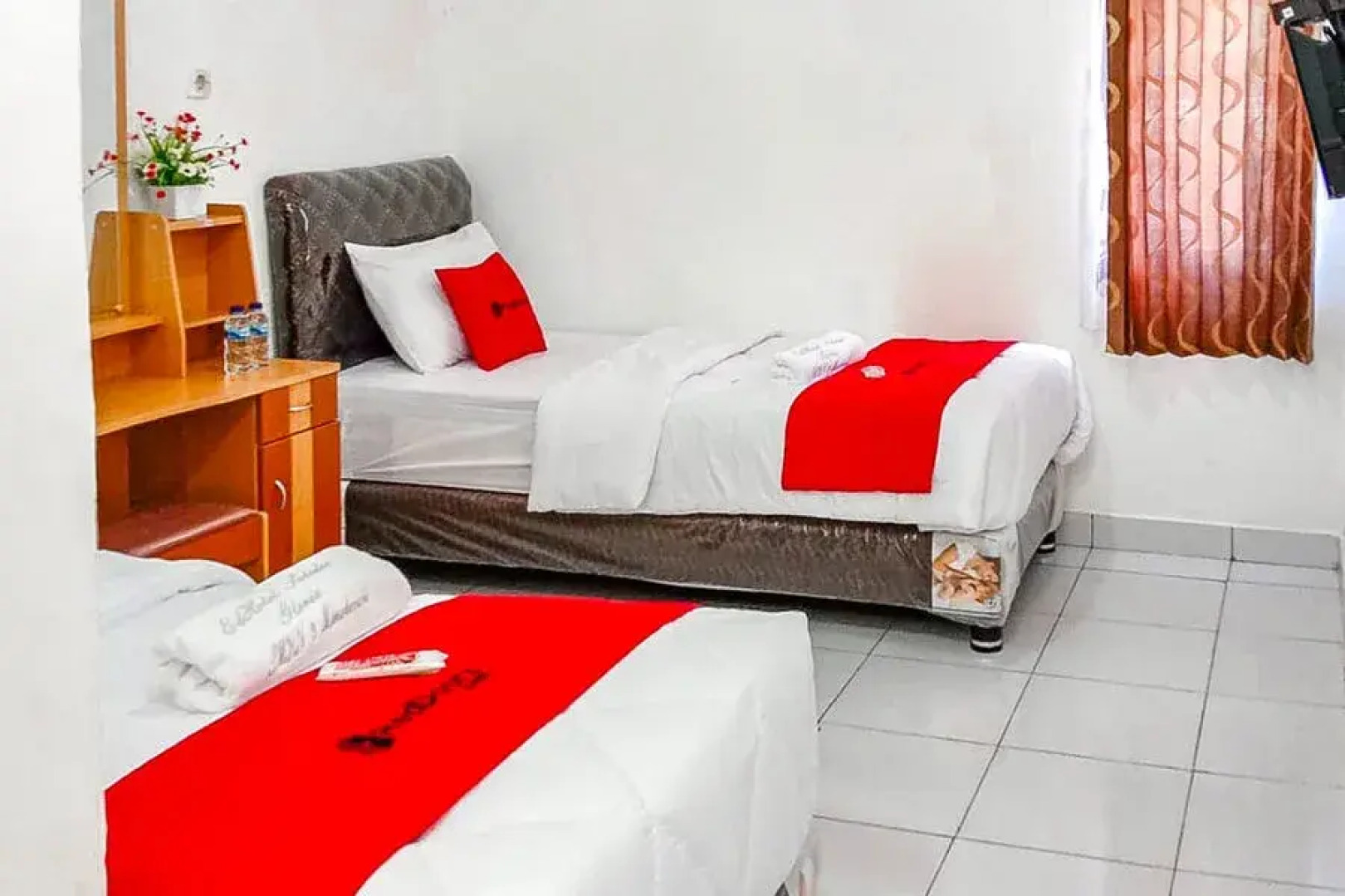 RedDoorz near Reremi Pemancar Manokwari