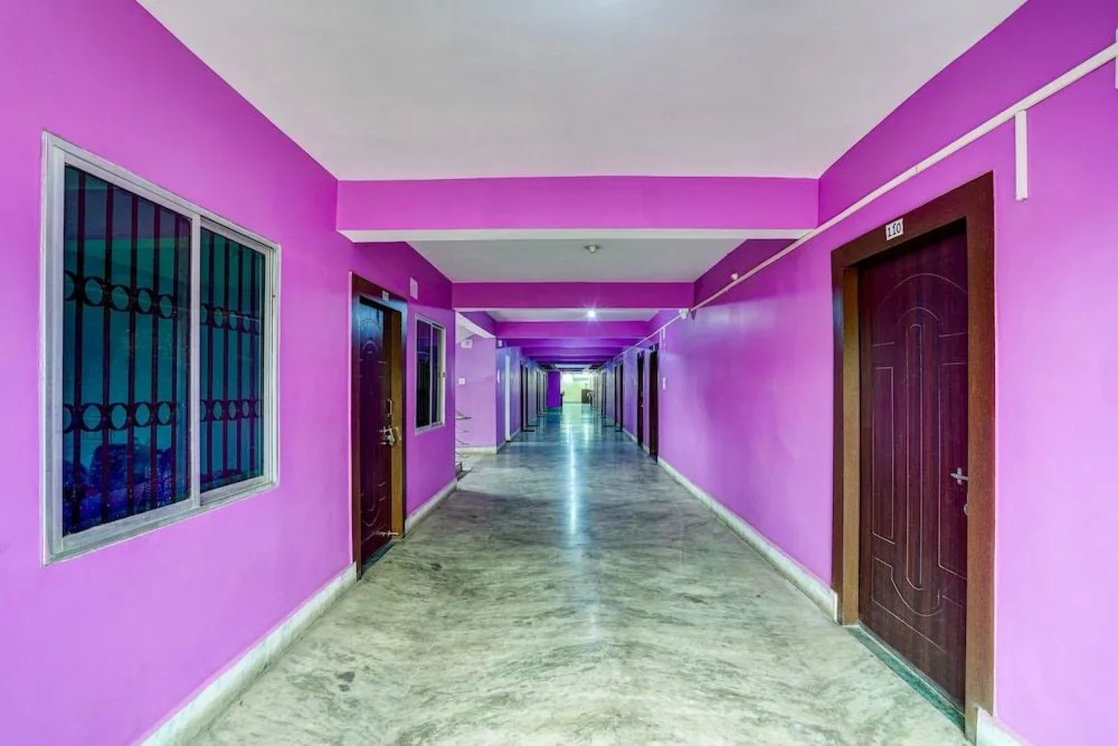 OYO 19609 Hotel Rajprabha