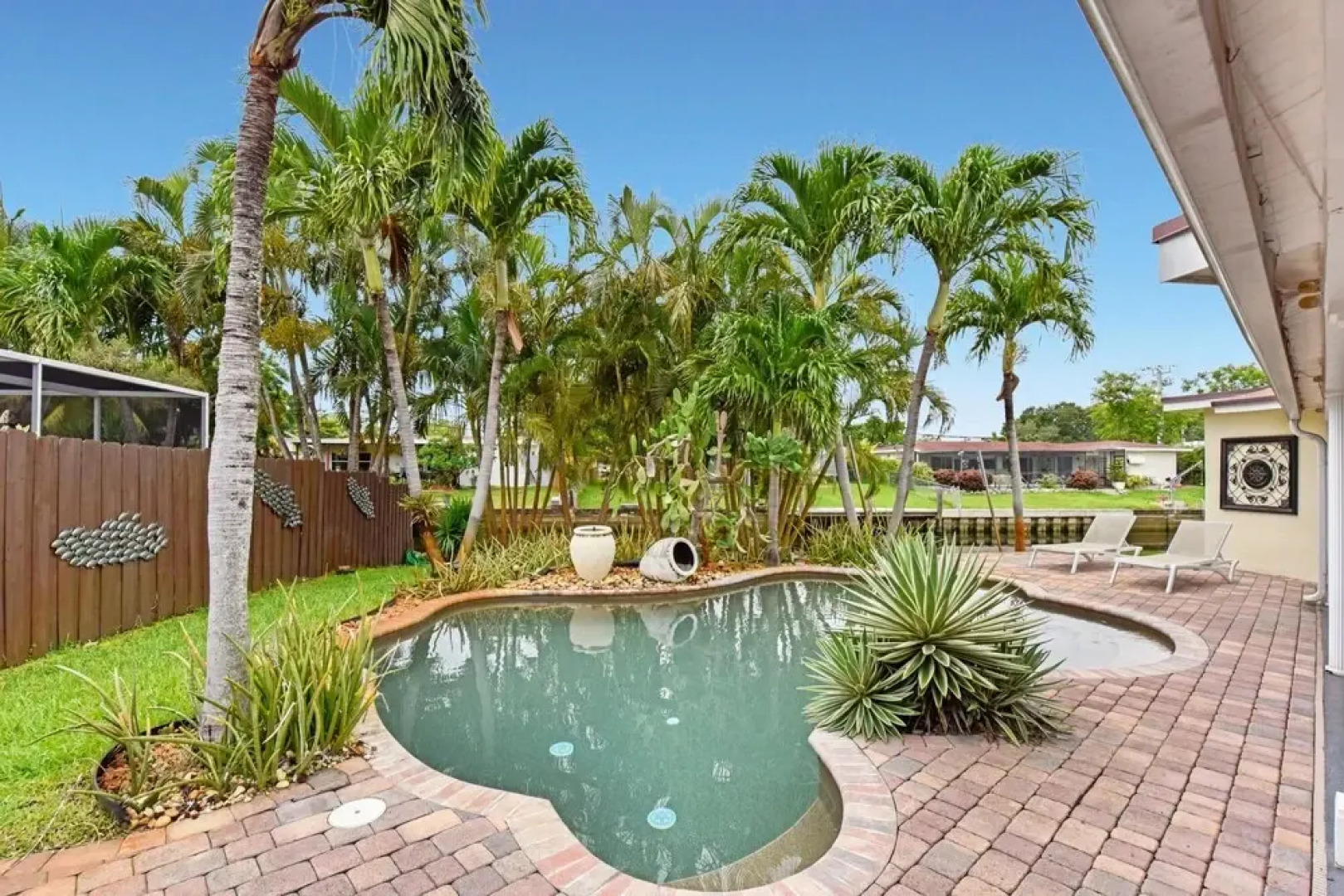 Private pool and canal home with Office space